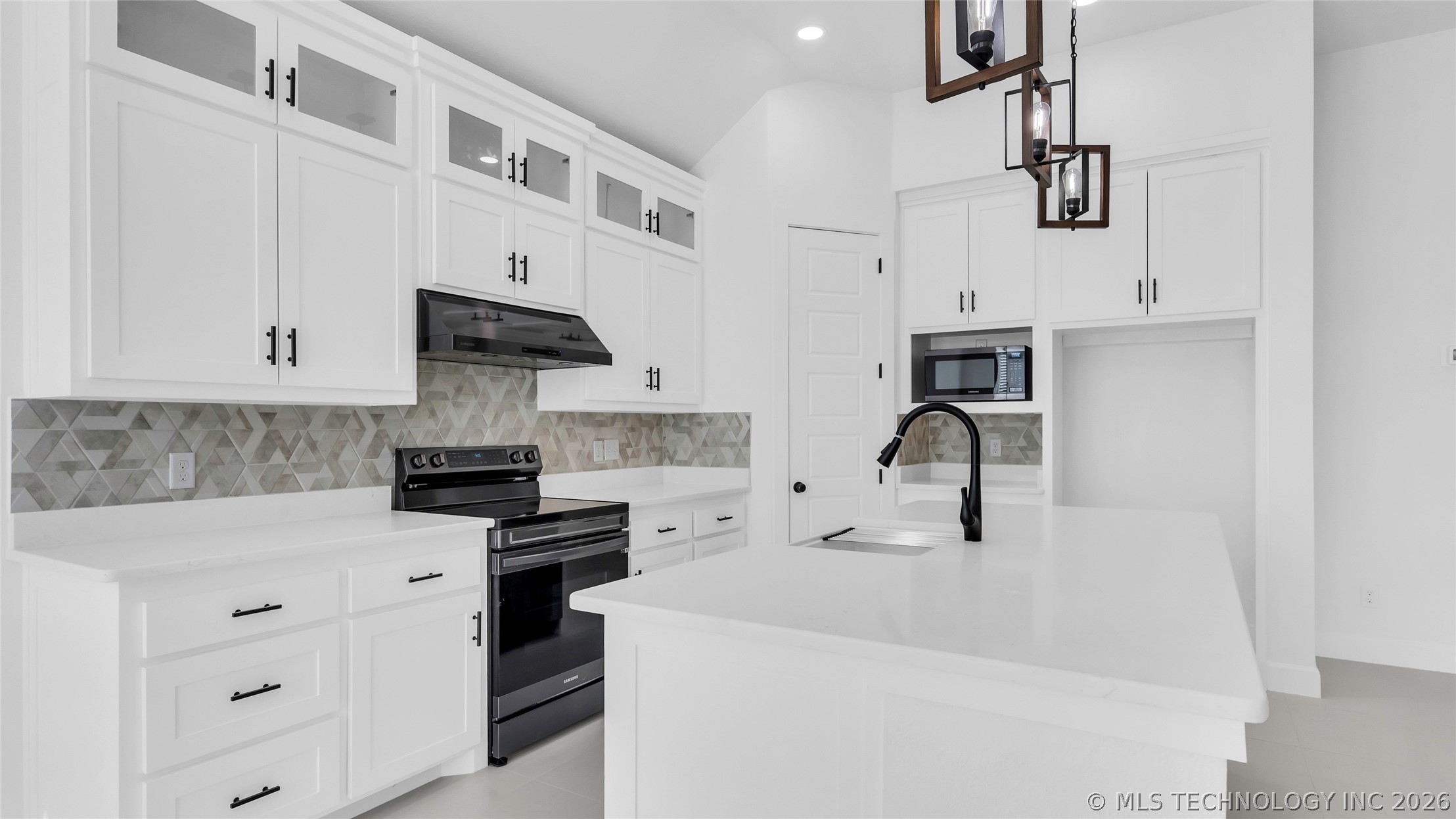 408 E Cherokee Street Marietta OK 73448