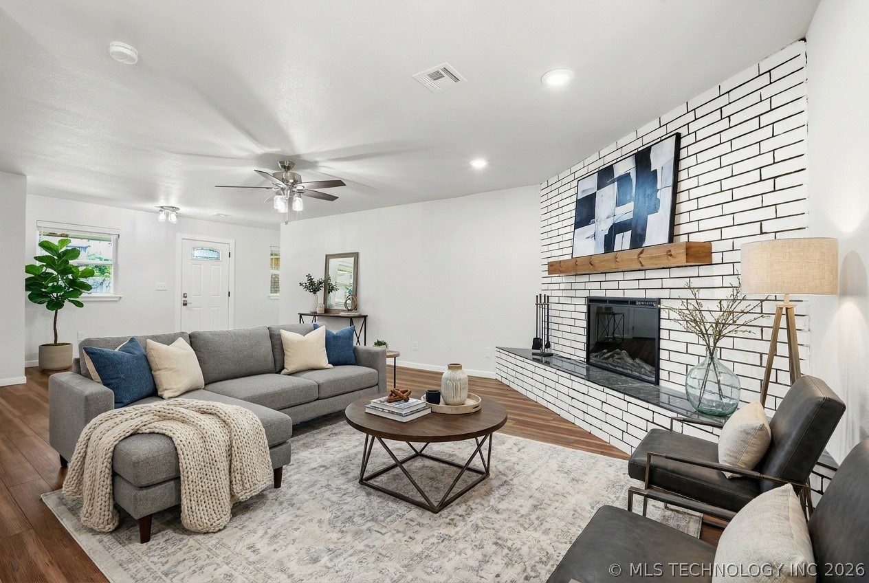 485 S Maple Street Oologah OK 74053