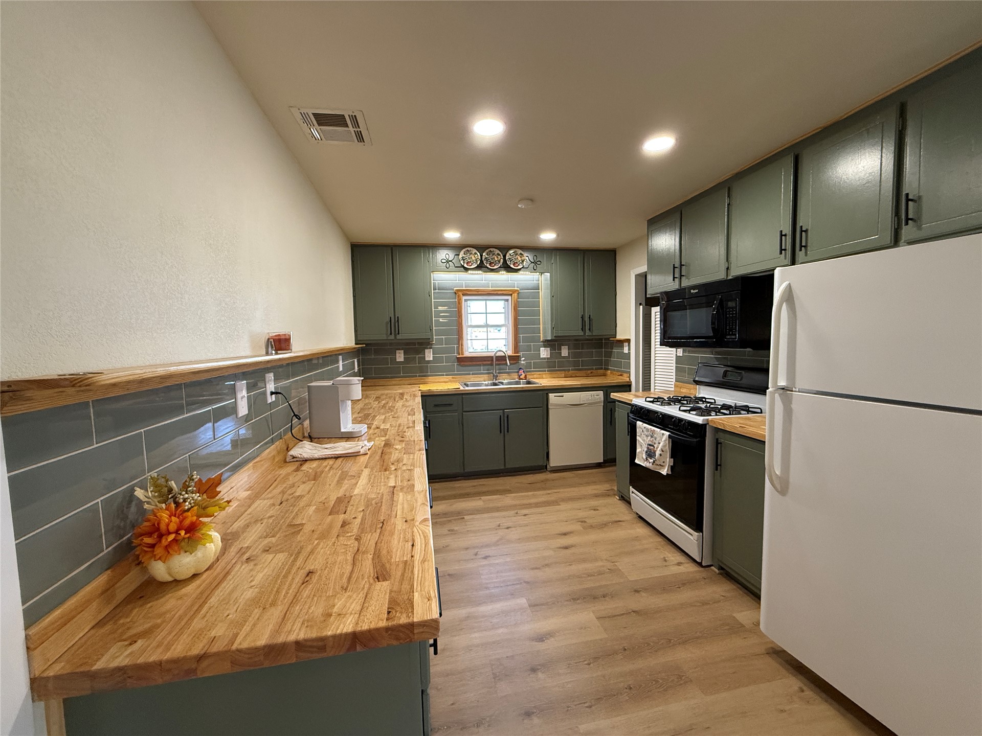 504 SW 1st Street Checotah OK 74426