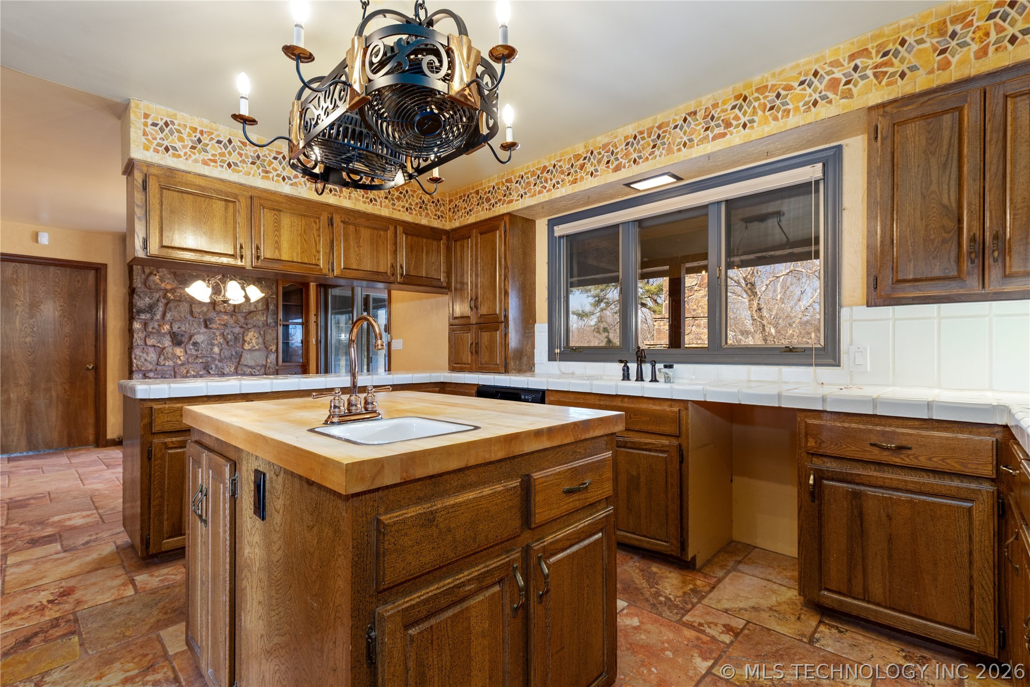 1419 Bayshore Drive Grove OK 74344
