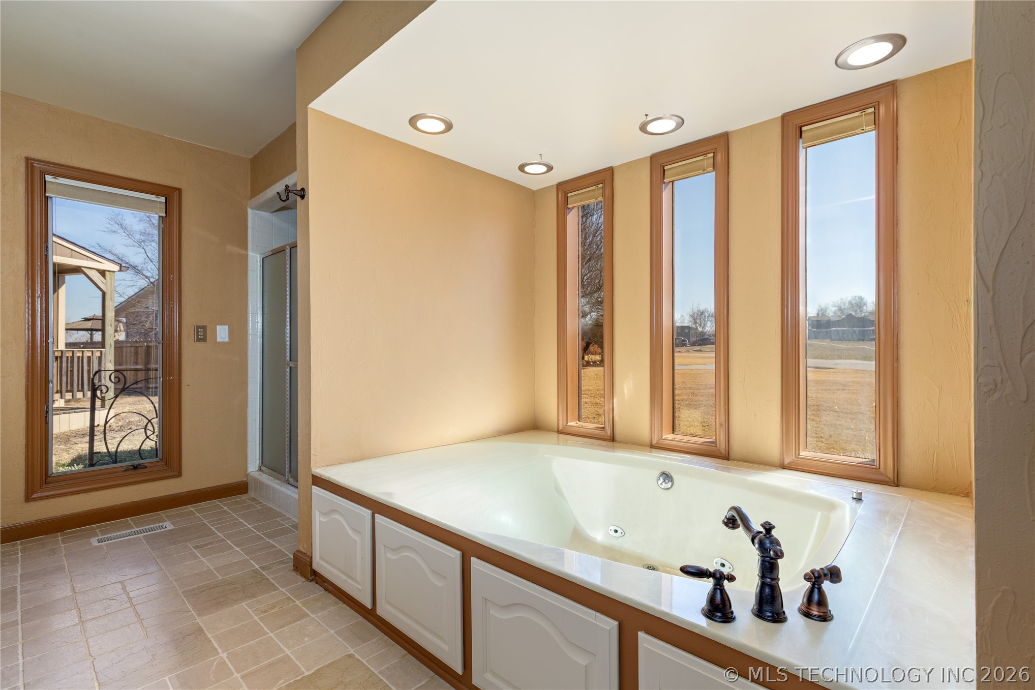 1419 Bayshore Drive Grove OK 74344