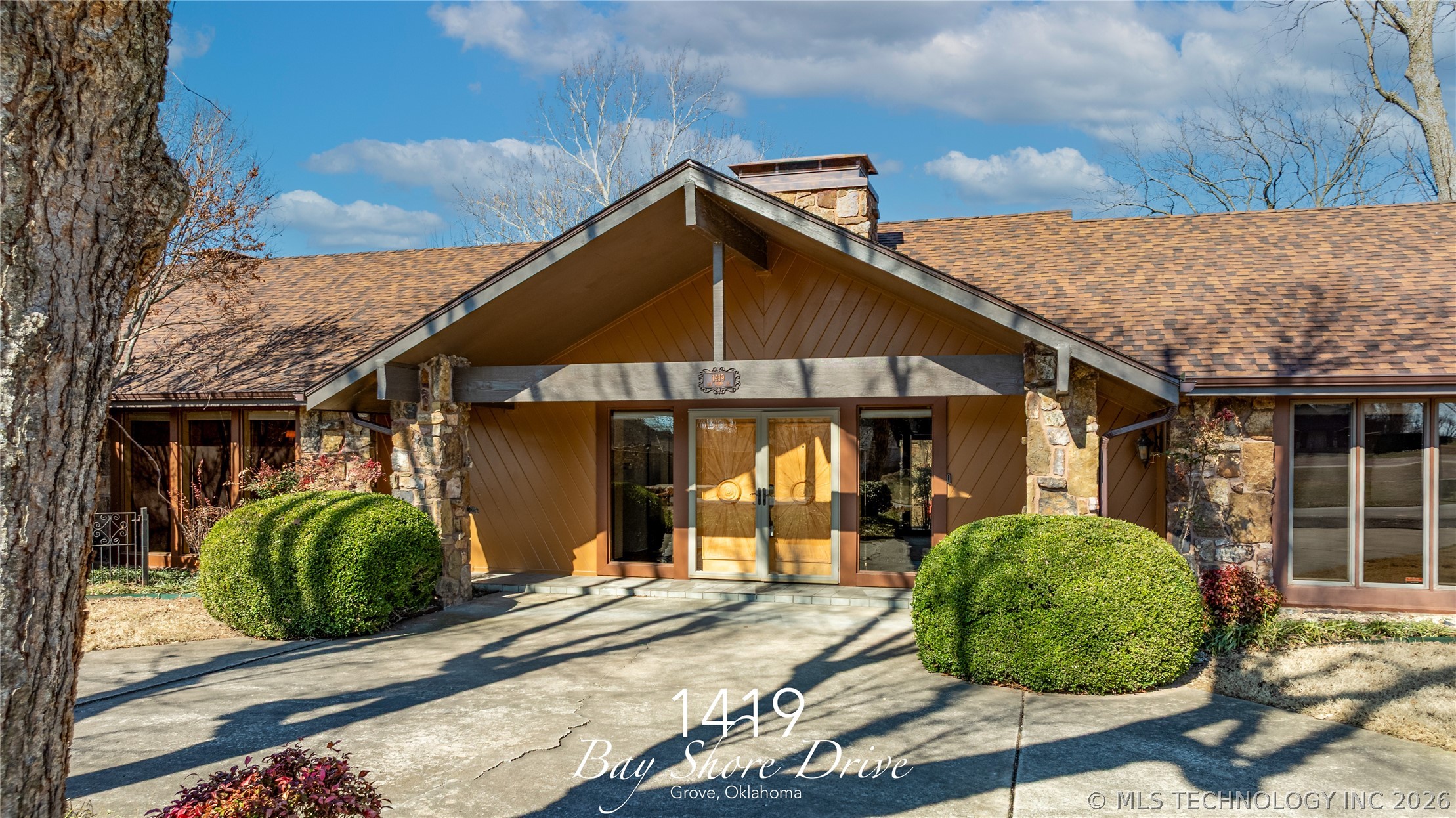 1419 Bayshore Drive Grove OK 74344