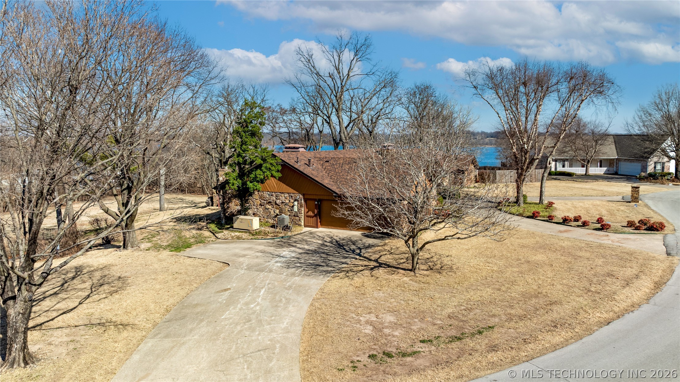 1419 Bayshore Drive Grove OK 74344