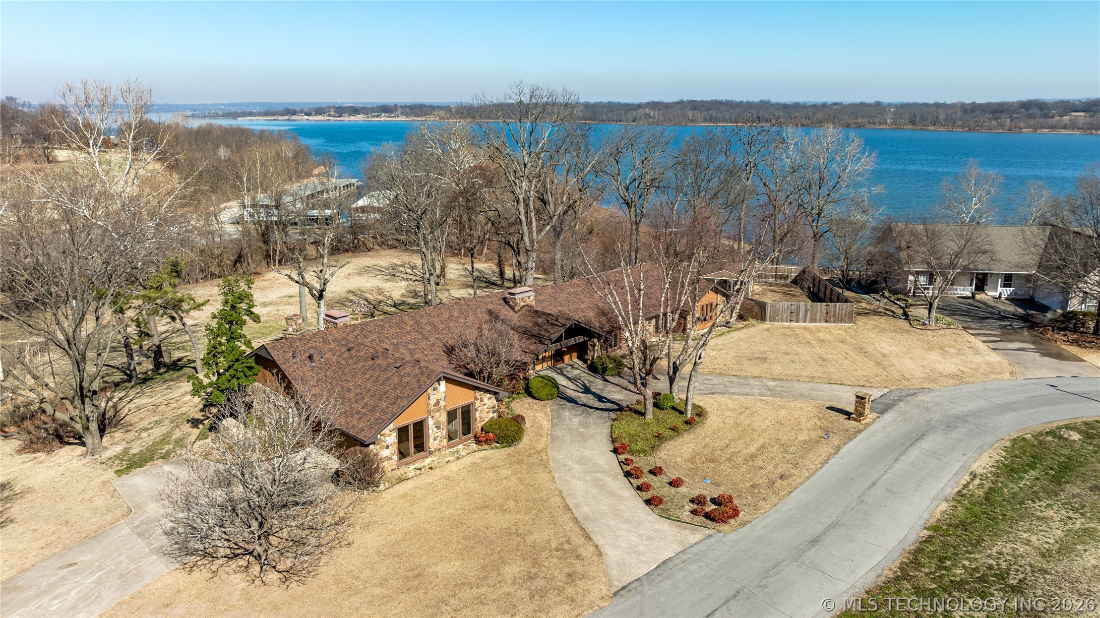 1419 Bayshore Drive Grove OK 74344