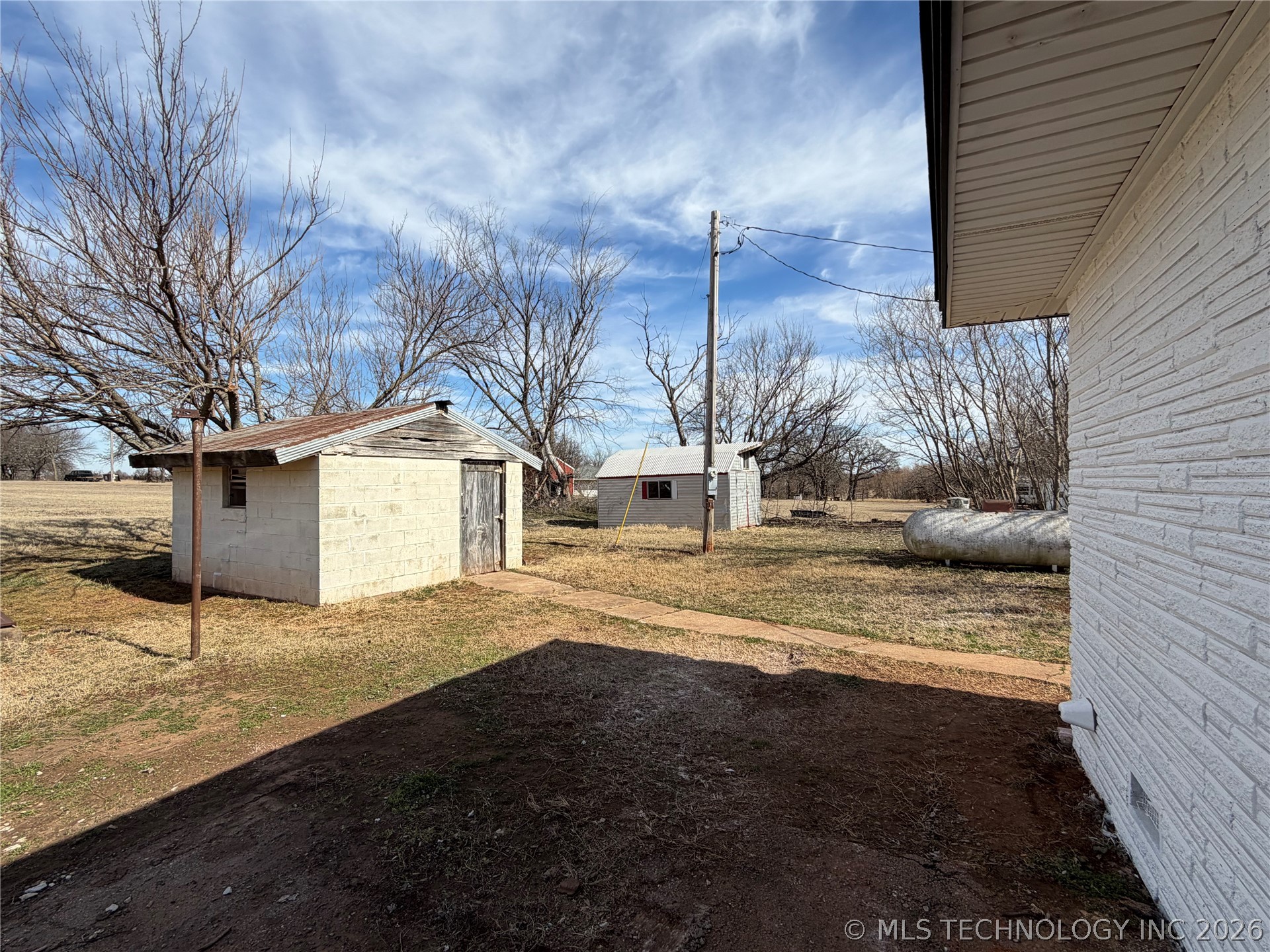 810048 S Main Street Agra OK 74824