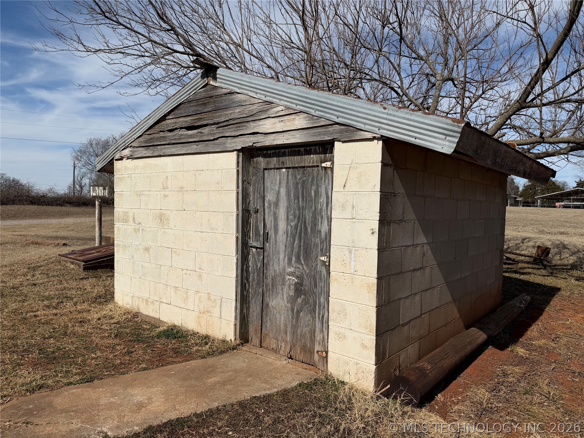 810048 S Main Street Agra OK 74824