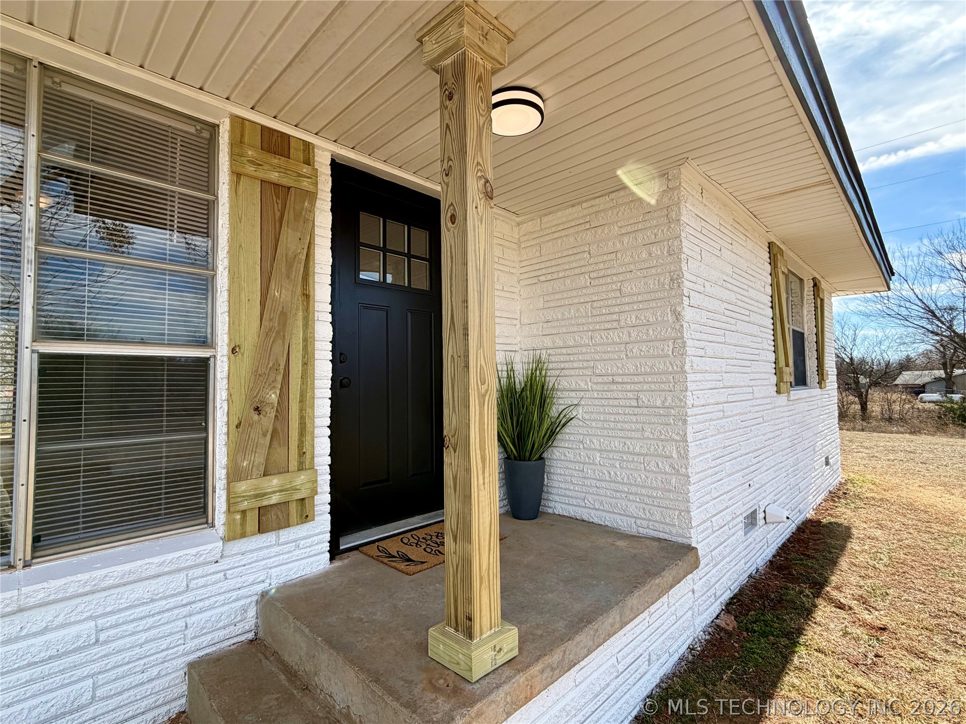 810048 S Main Street Agra OK 74824