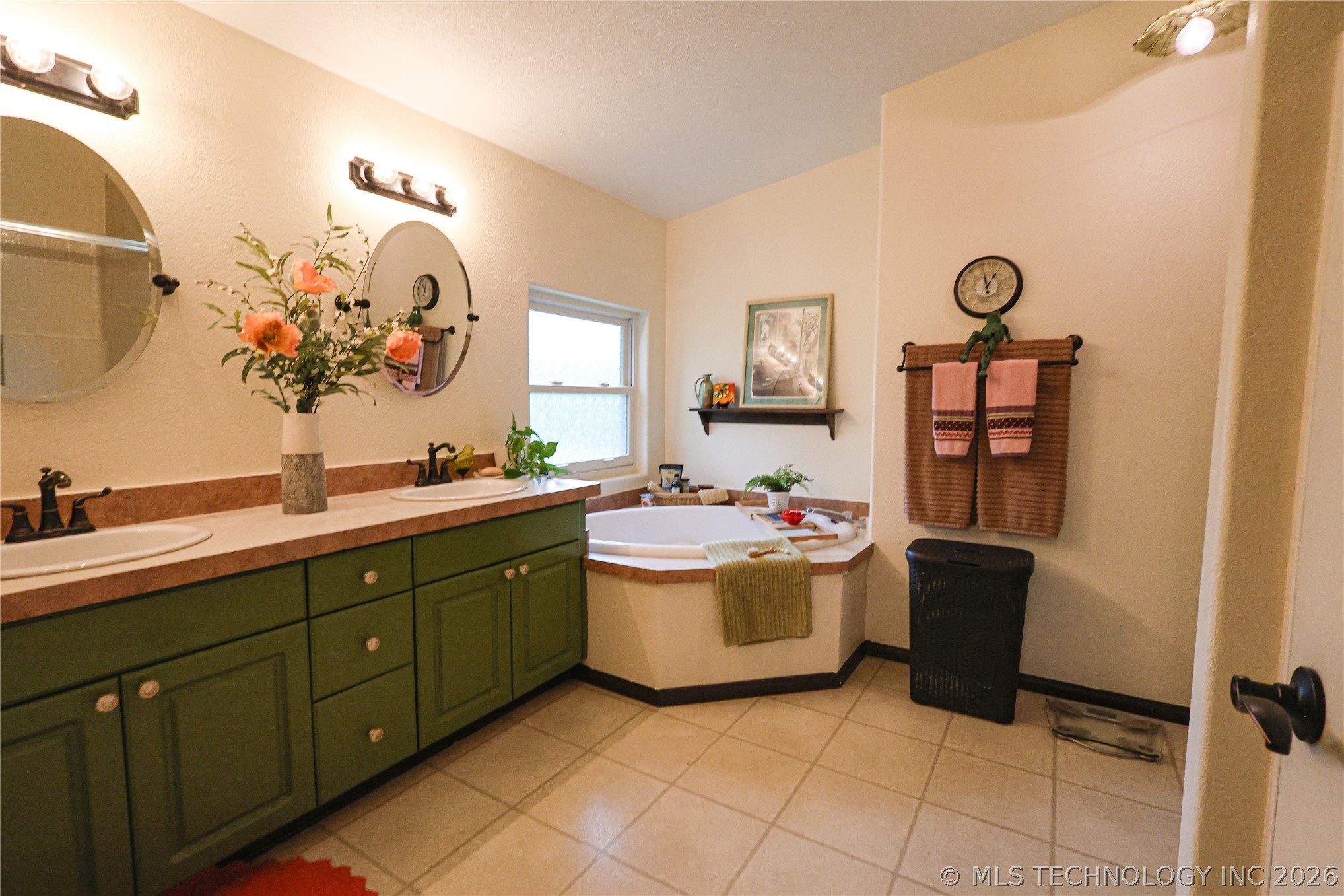 20564 E Dixie Parkway Tahlequah OK 74464