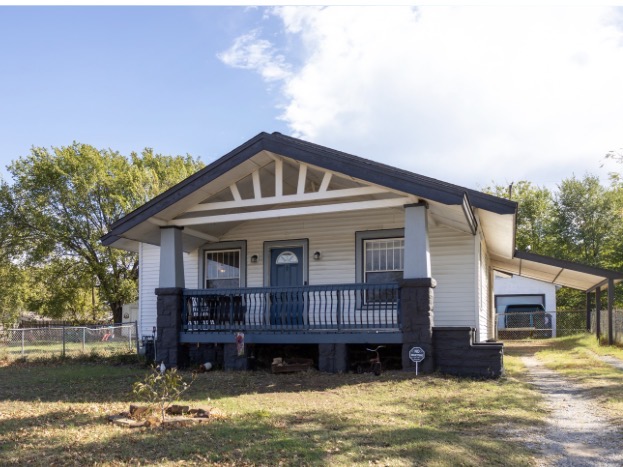 727 N Ridgeway Street Sapulpa OK 74066