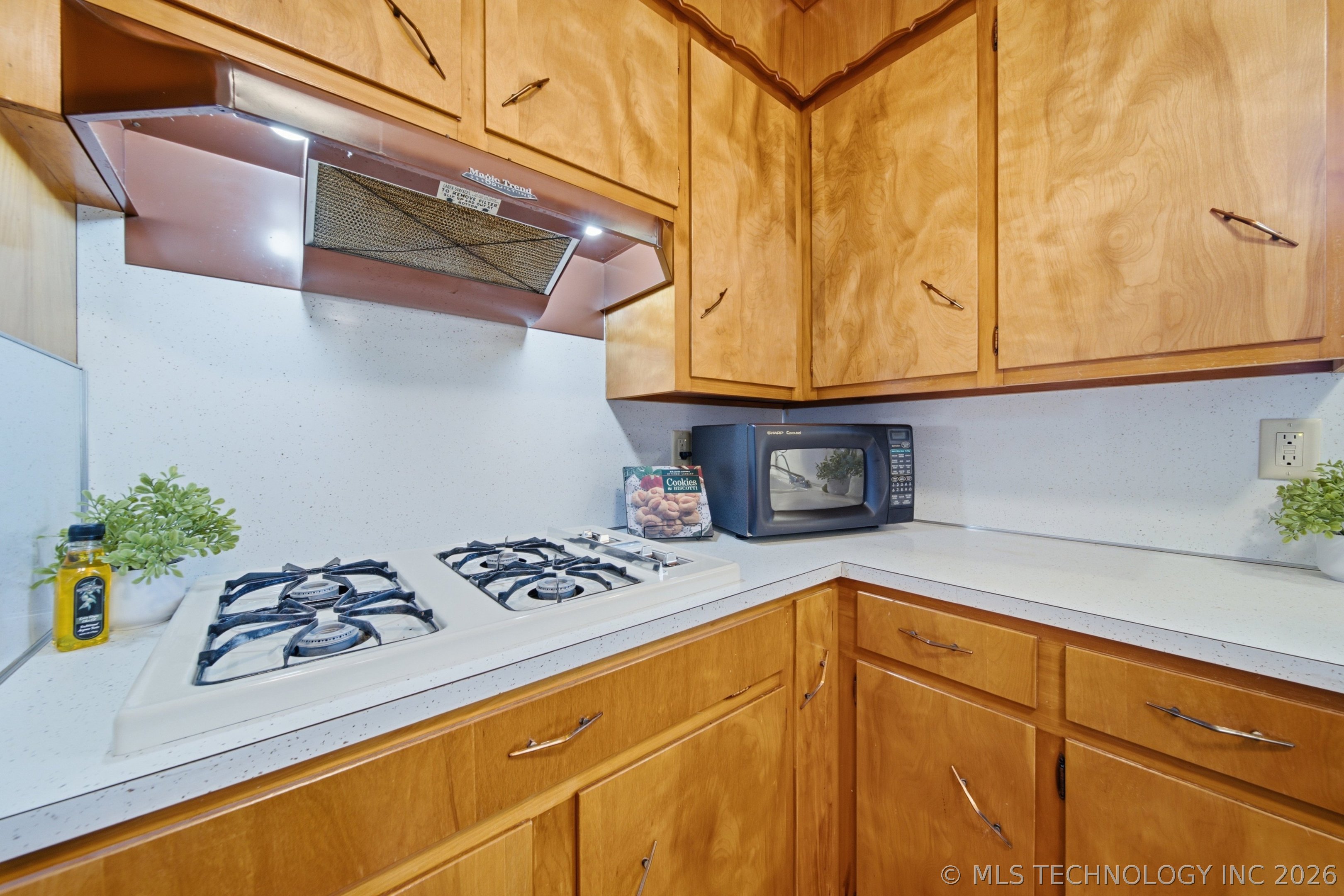 1050 N Douglas Avenue Sand Springs OK 74063
