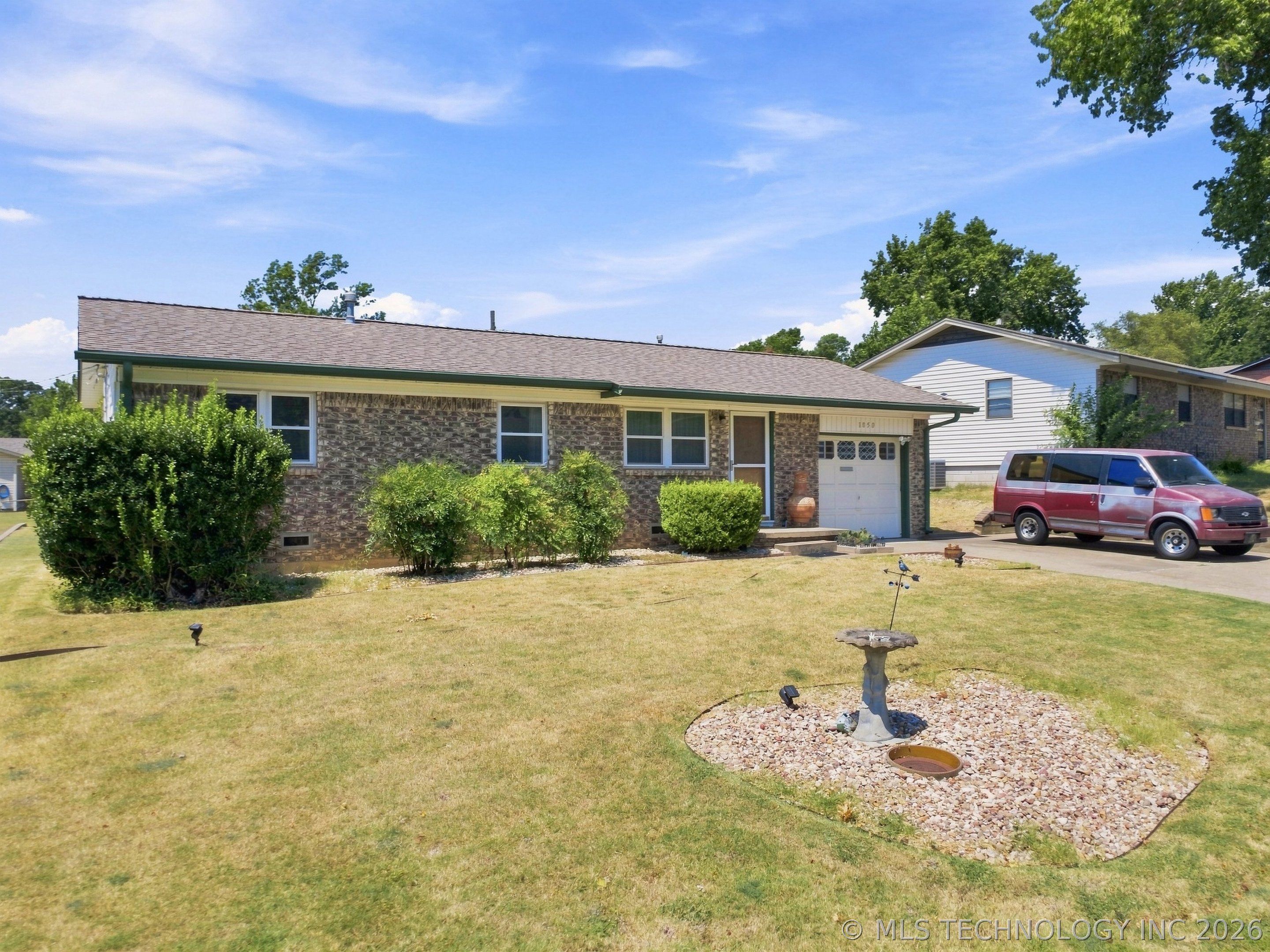 1050 N Douglas Avenue Sand Springs OK 74063