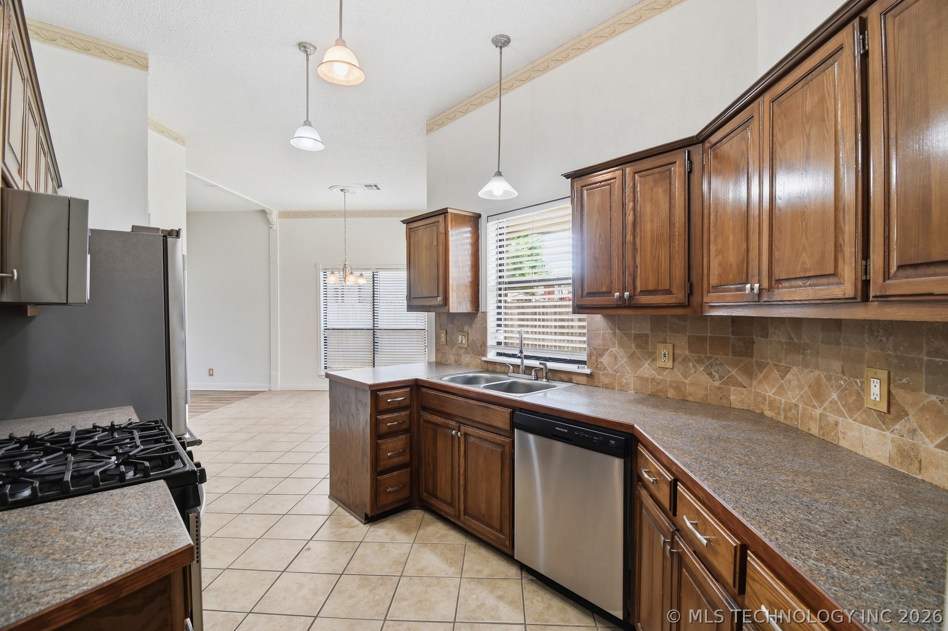 13643 S Oak Place Glenpool OK 74033