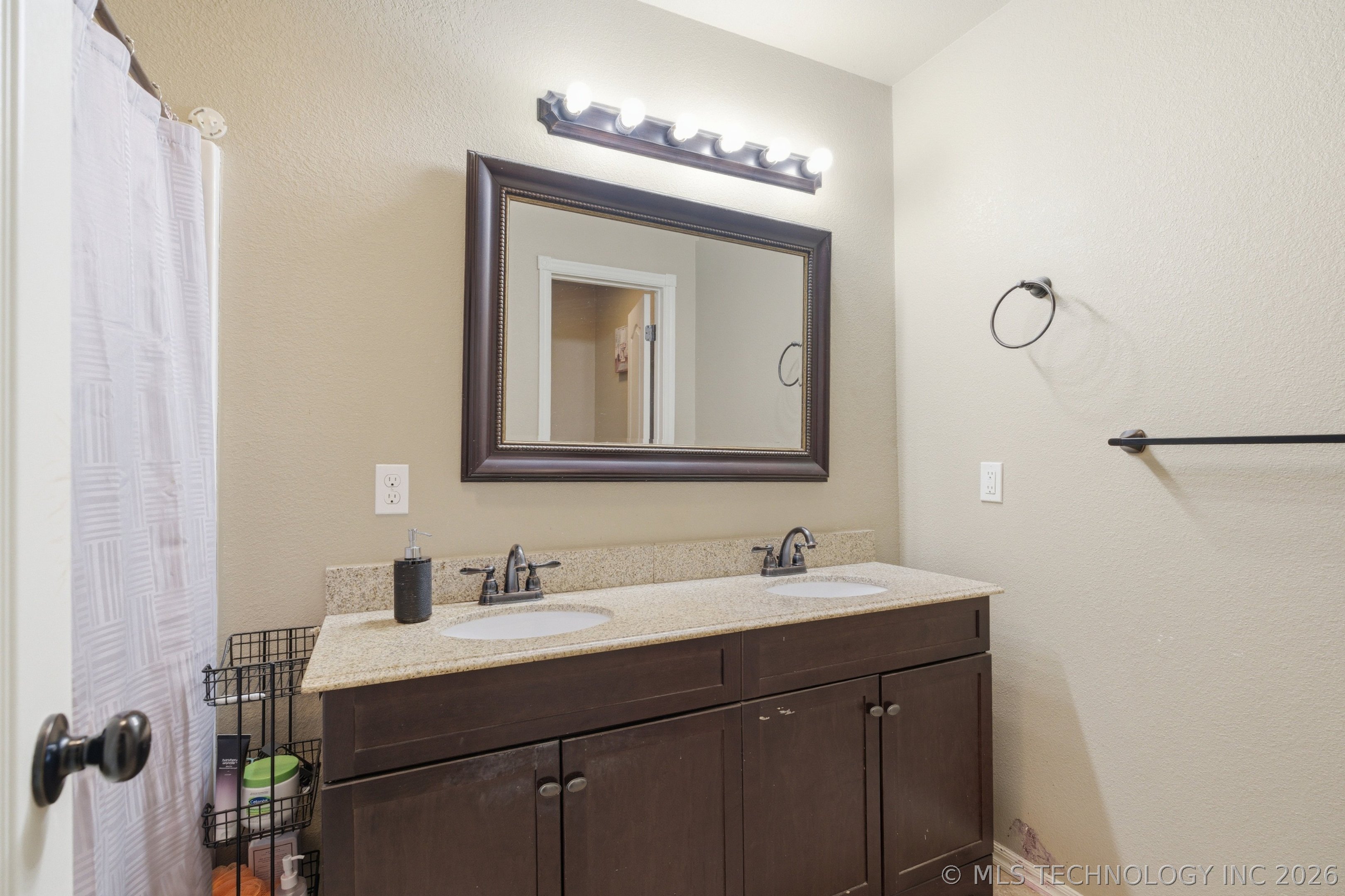 2503 Hunters Court Claremore OK 74019