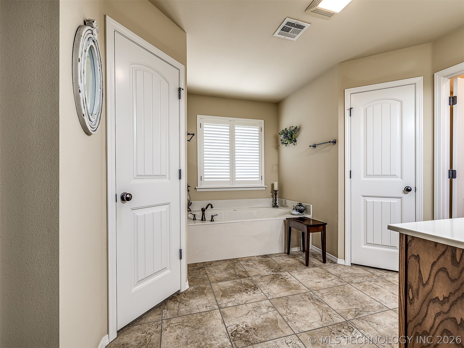 9501 N 95th Eastcourt Owasso OK 74055