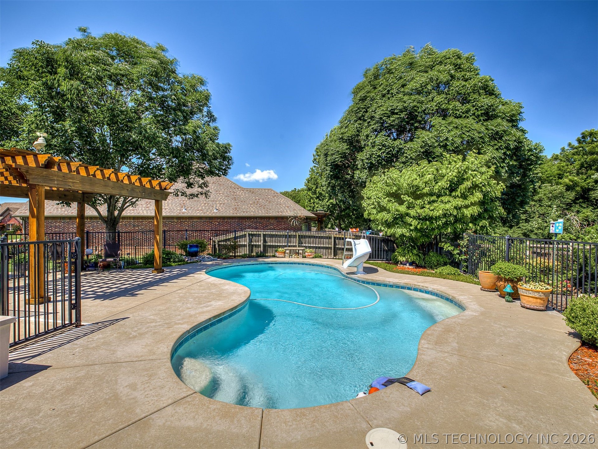 9501 N 95th Eastcourt Owasso OK 74055