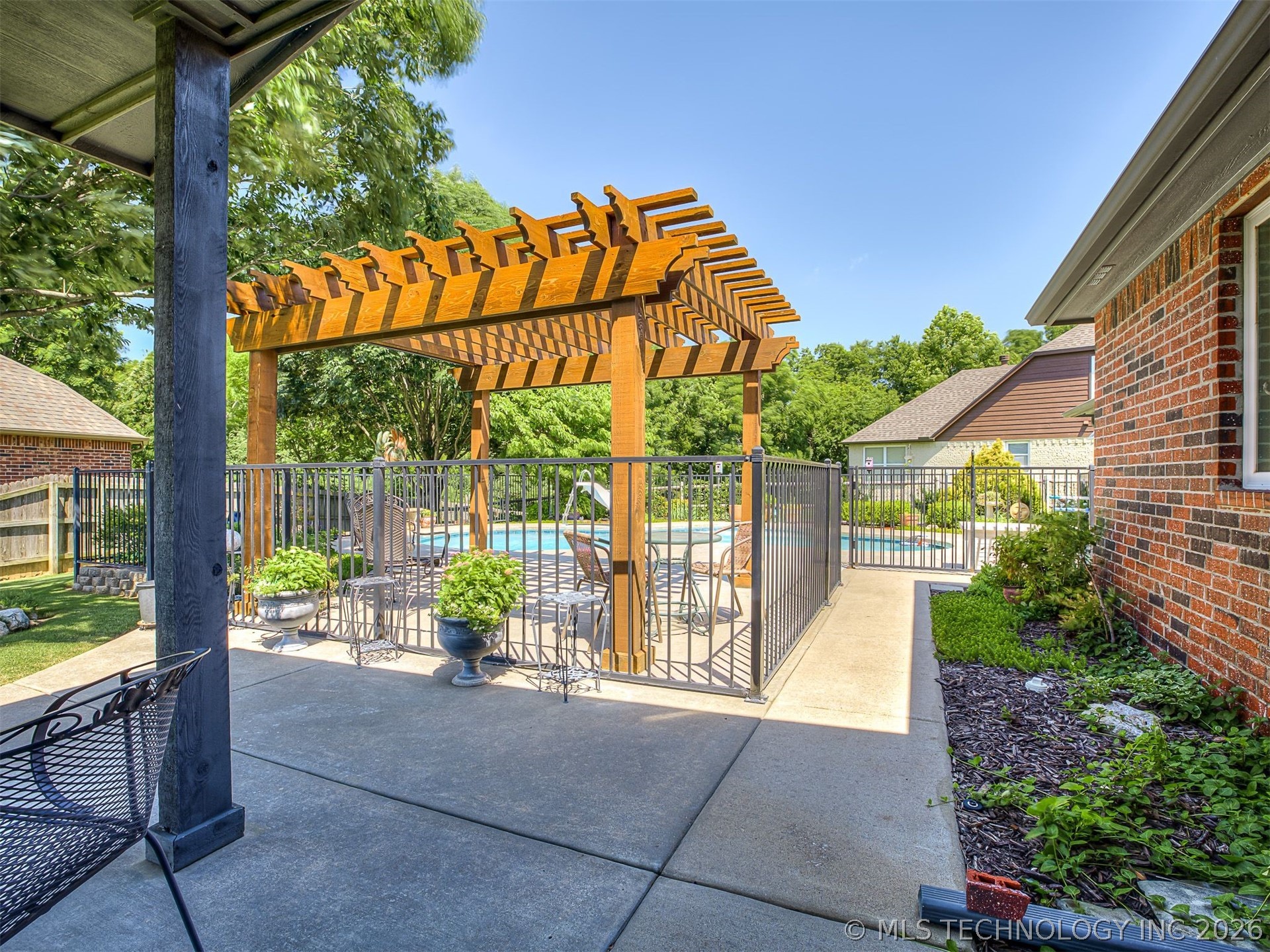9501 N 95th Eastcourt Owasso OK 74055