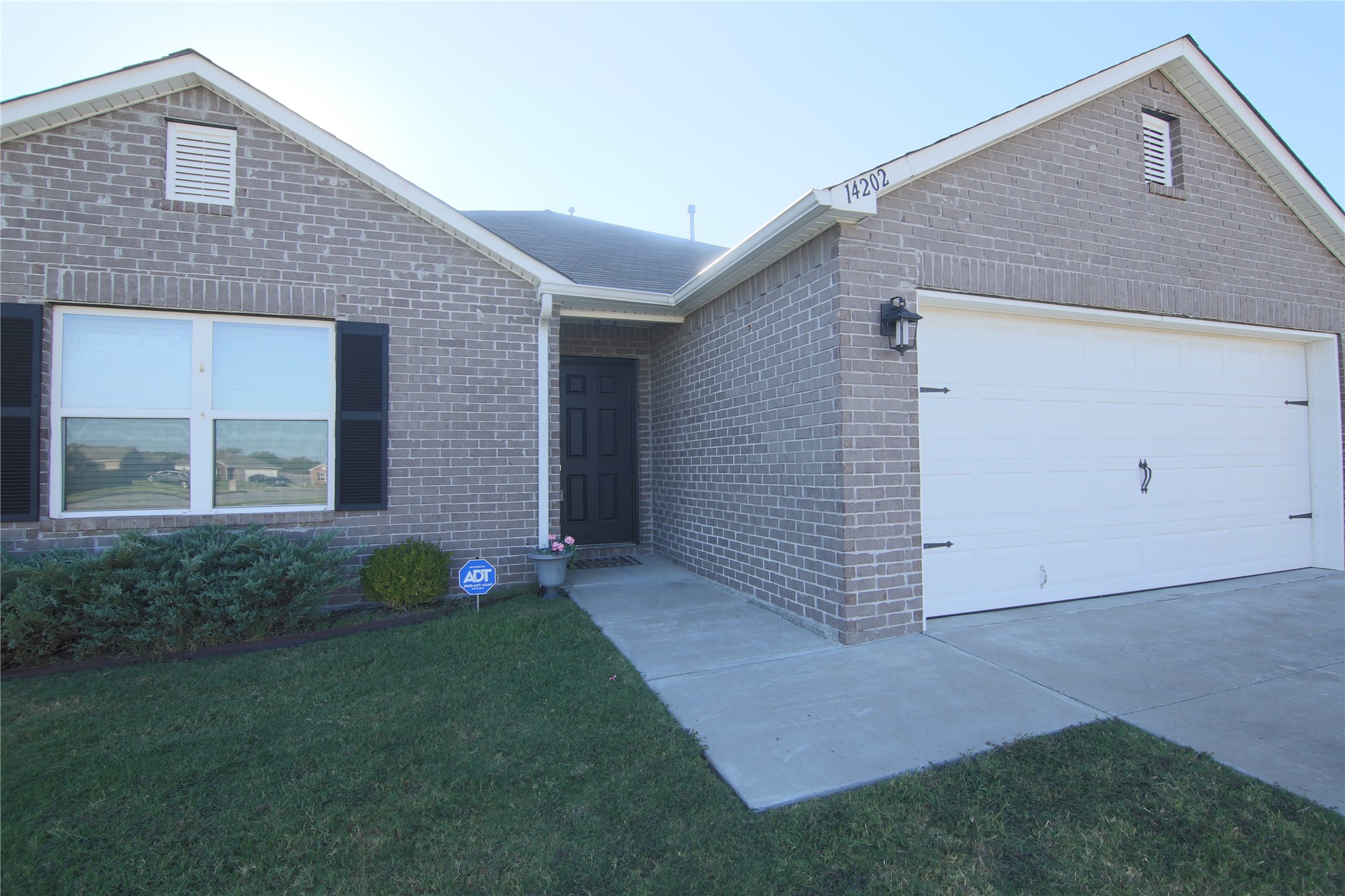 14202 N 74 Eastavenue Collinsville OK 74021