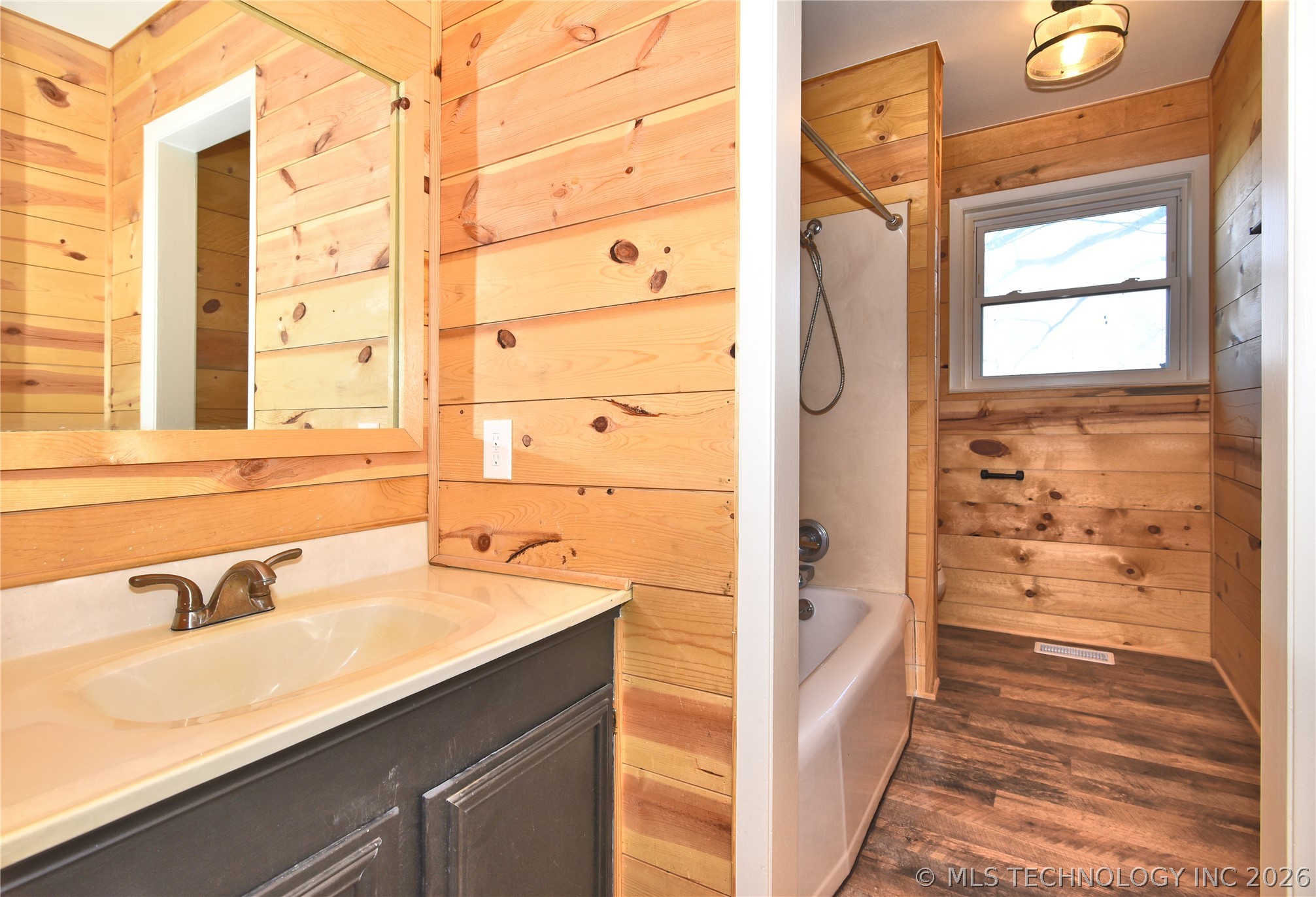 105 E Saddle Rock Road Sand Springs OK 74063