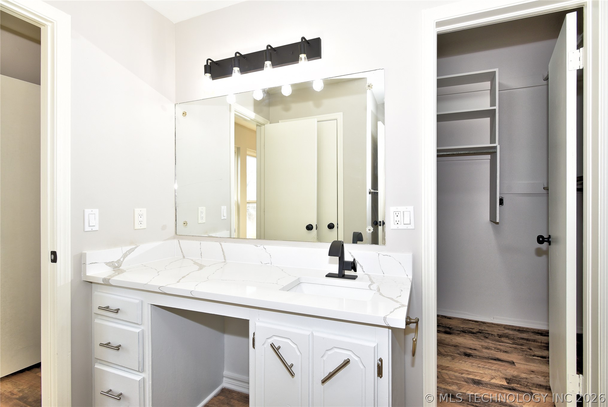 105 E Saddle Rock Road Sand Springs OK 74063