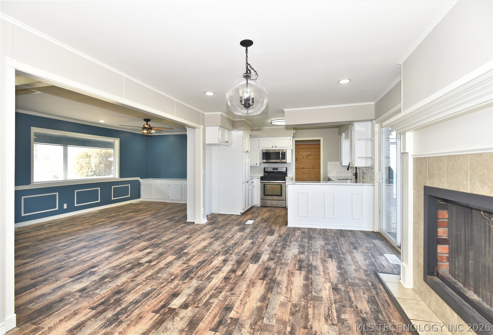 105 E Saddle Rock Road Sand Springs OK 74063