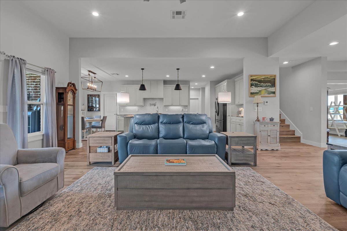 113 E 168th Street S Glenpool OK 74033