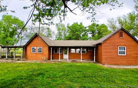 642 Mississippi Street Nowata OK 74048