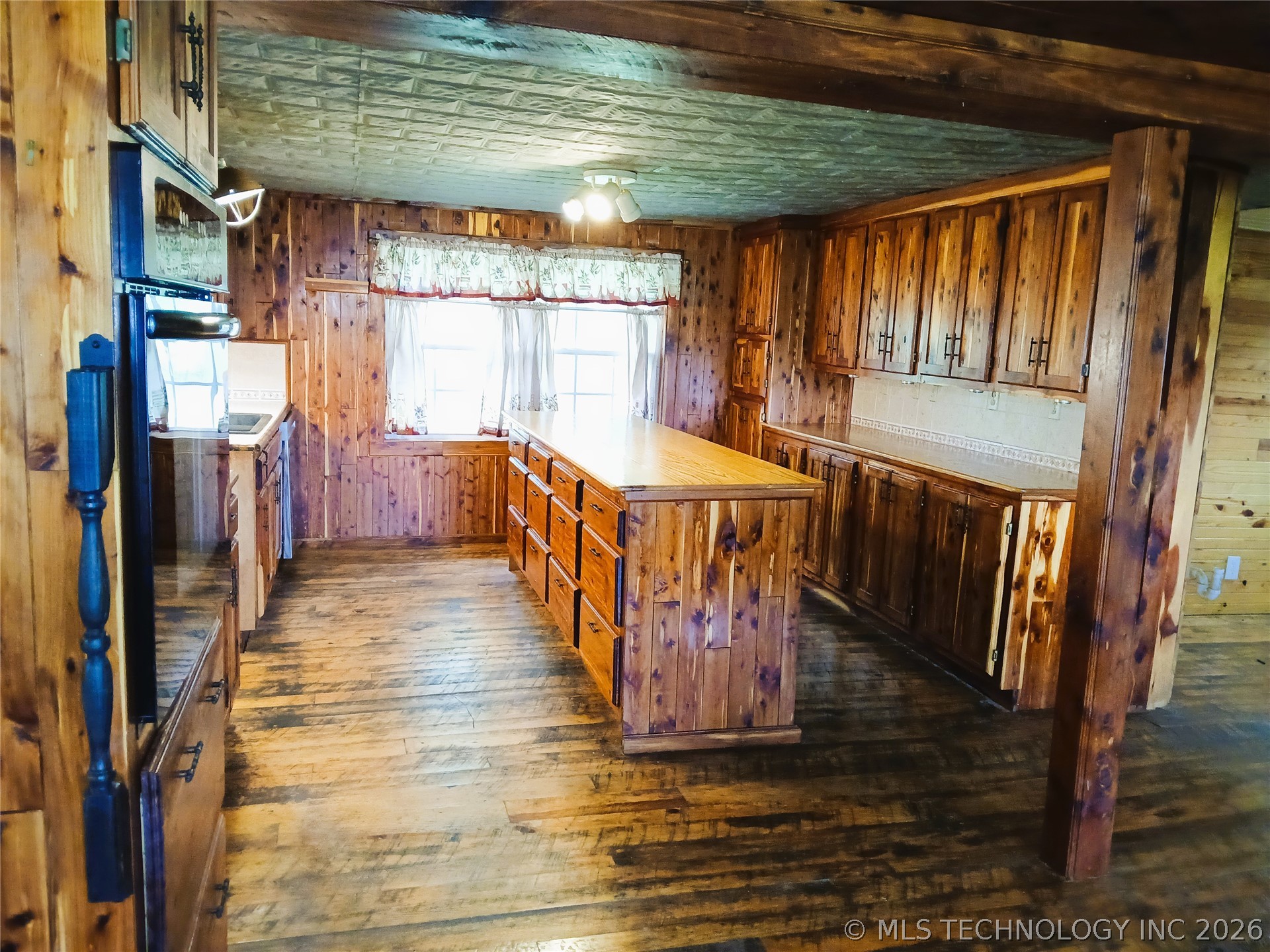 642 Mississippi Street Nowata OK 74048