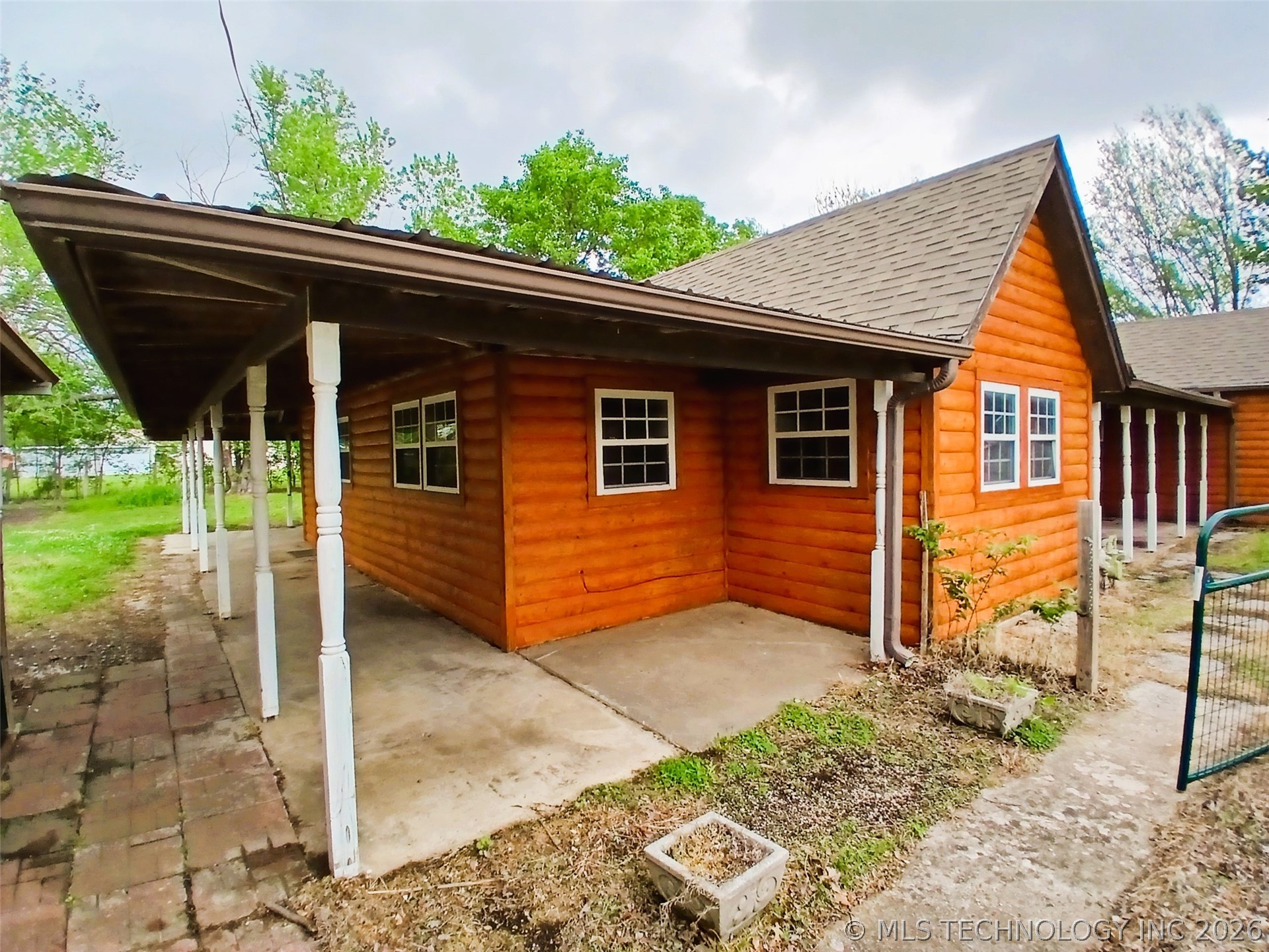 642 Mississippi Street Nowata OK 74048