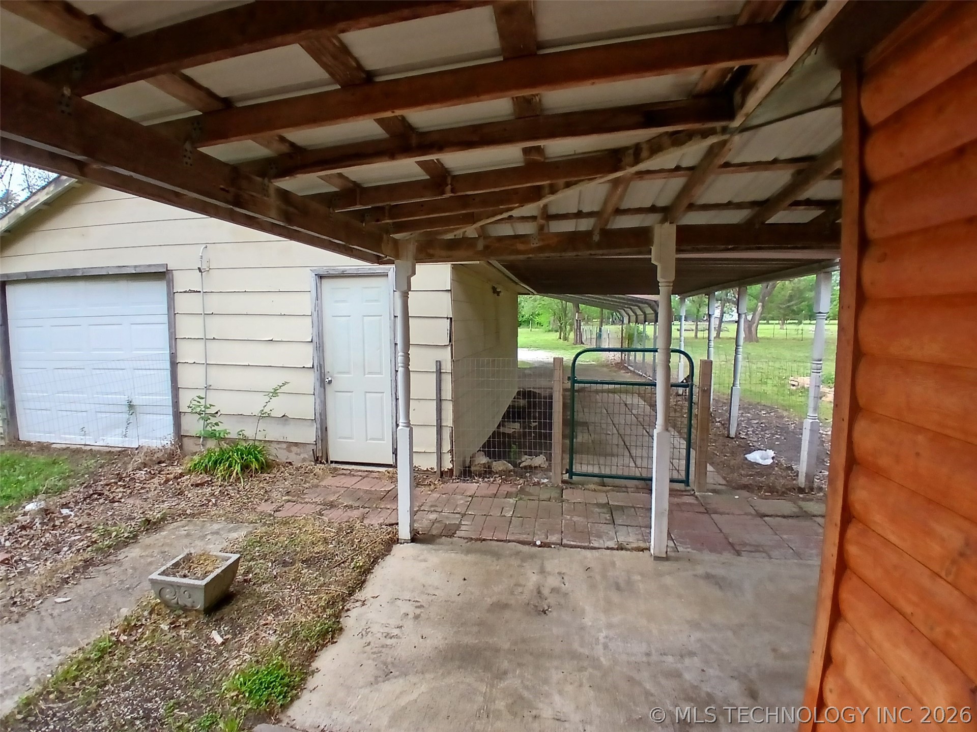 642 Mississippi Street Nowata OK 74048