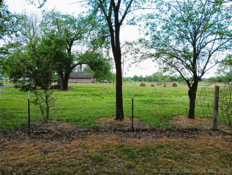 642 Mississippi Street Nowata OK 74048