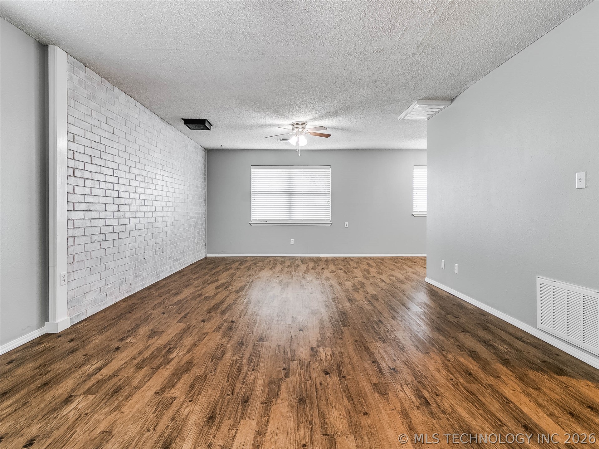 232 S 5th Avenue Stroud OK 74079