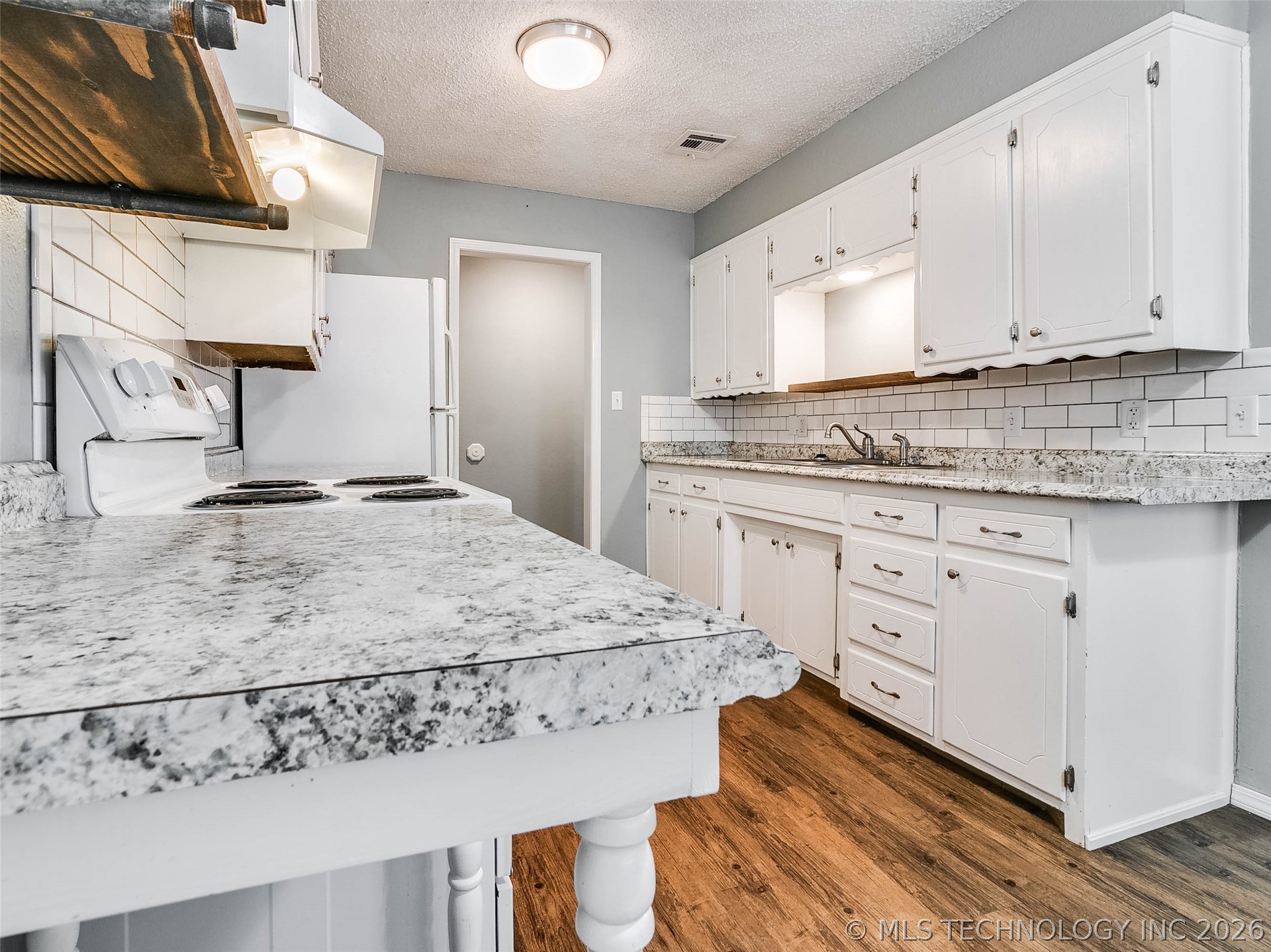 232 S 5th Avenue Stroud OK 74079