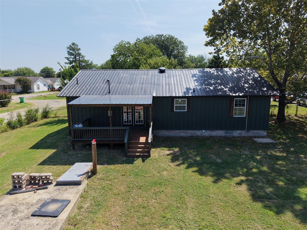 817 N 4th Street Okemah OK 74859