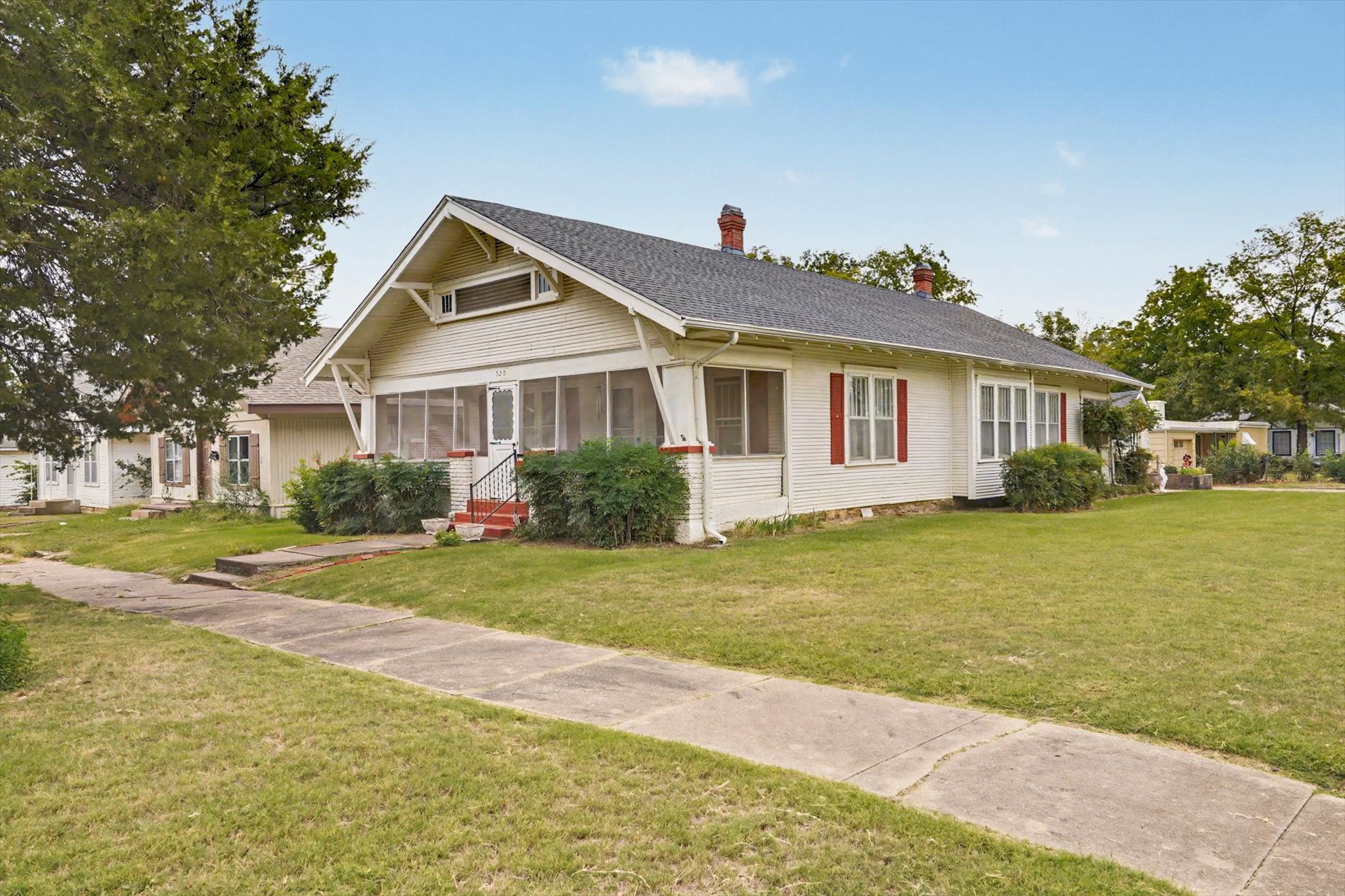 520 W Cleveland Avenue Sapulpa OK 74066
