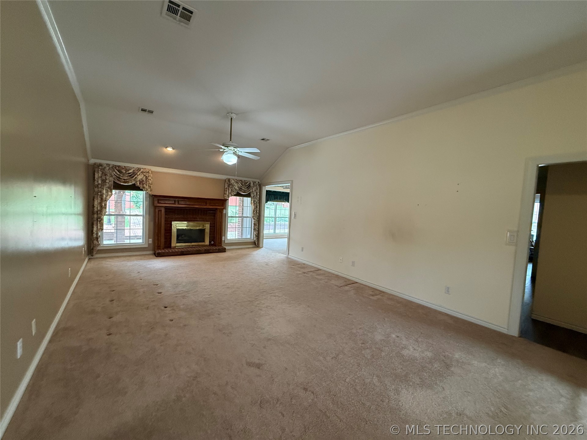1207 Grandview Fort Gibson OK 74434