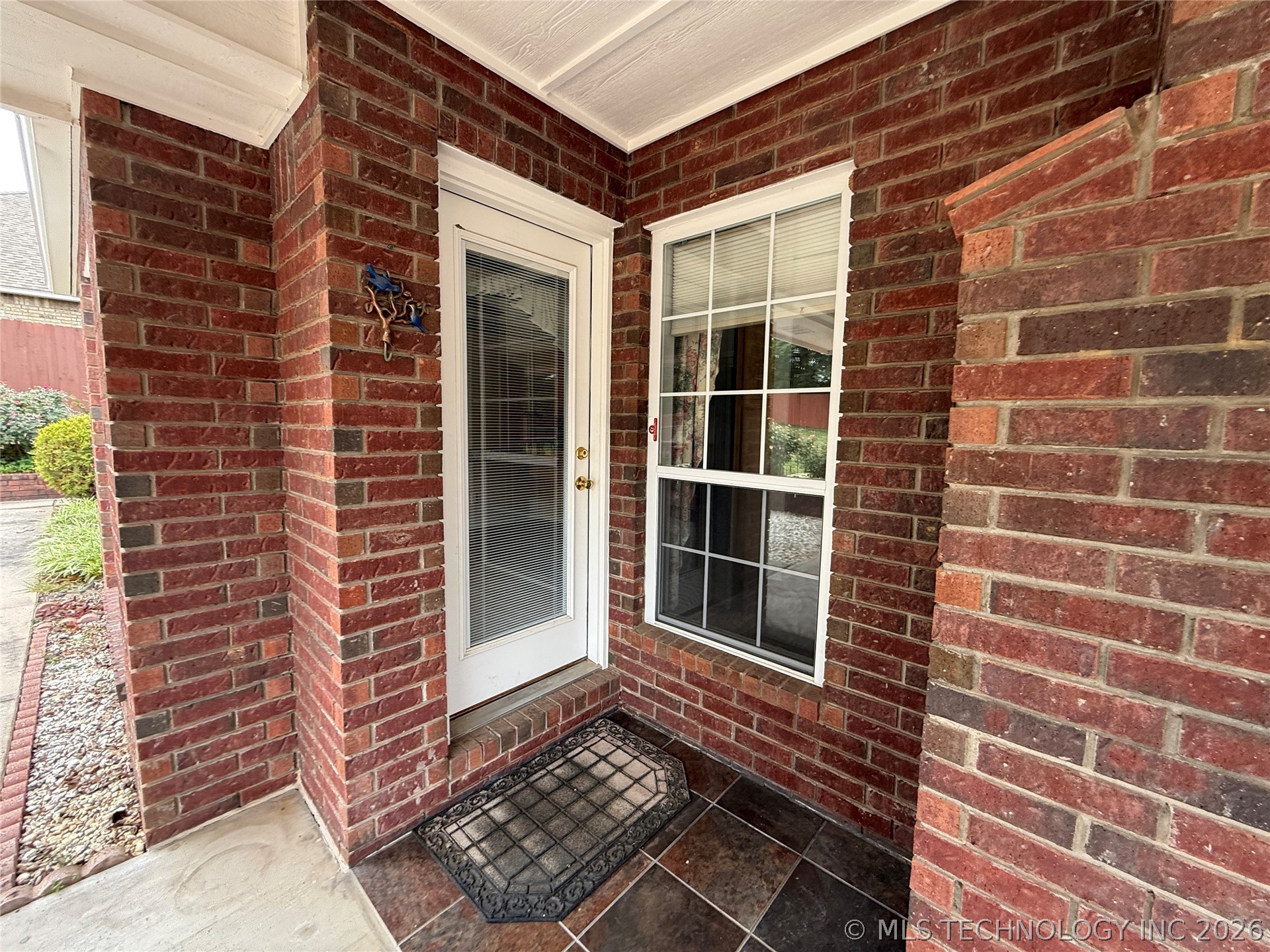 1207 Grandview Fort Gibson OK 74434