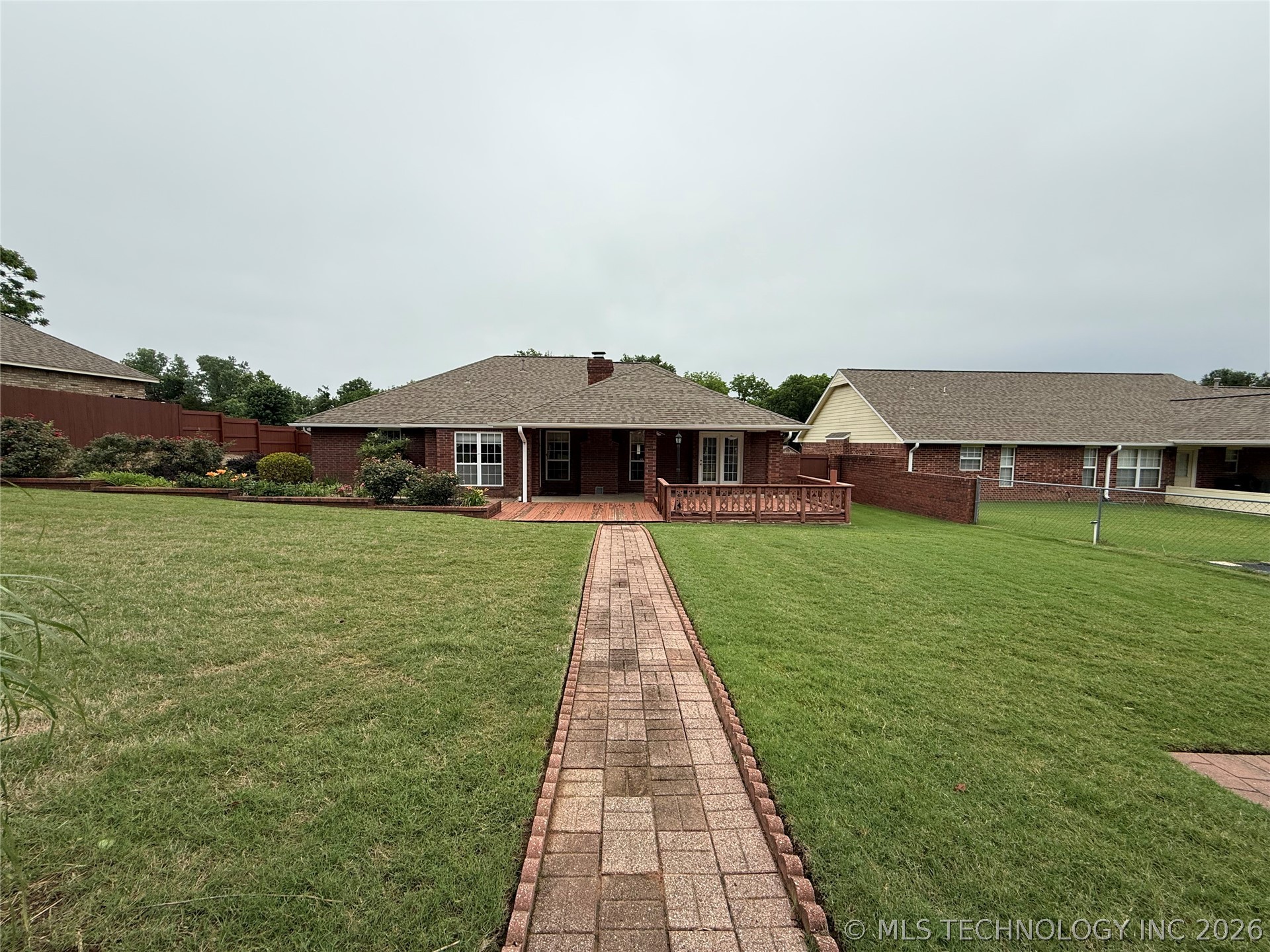 1207 Grandview Fort Gibson OK 74434