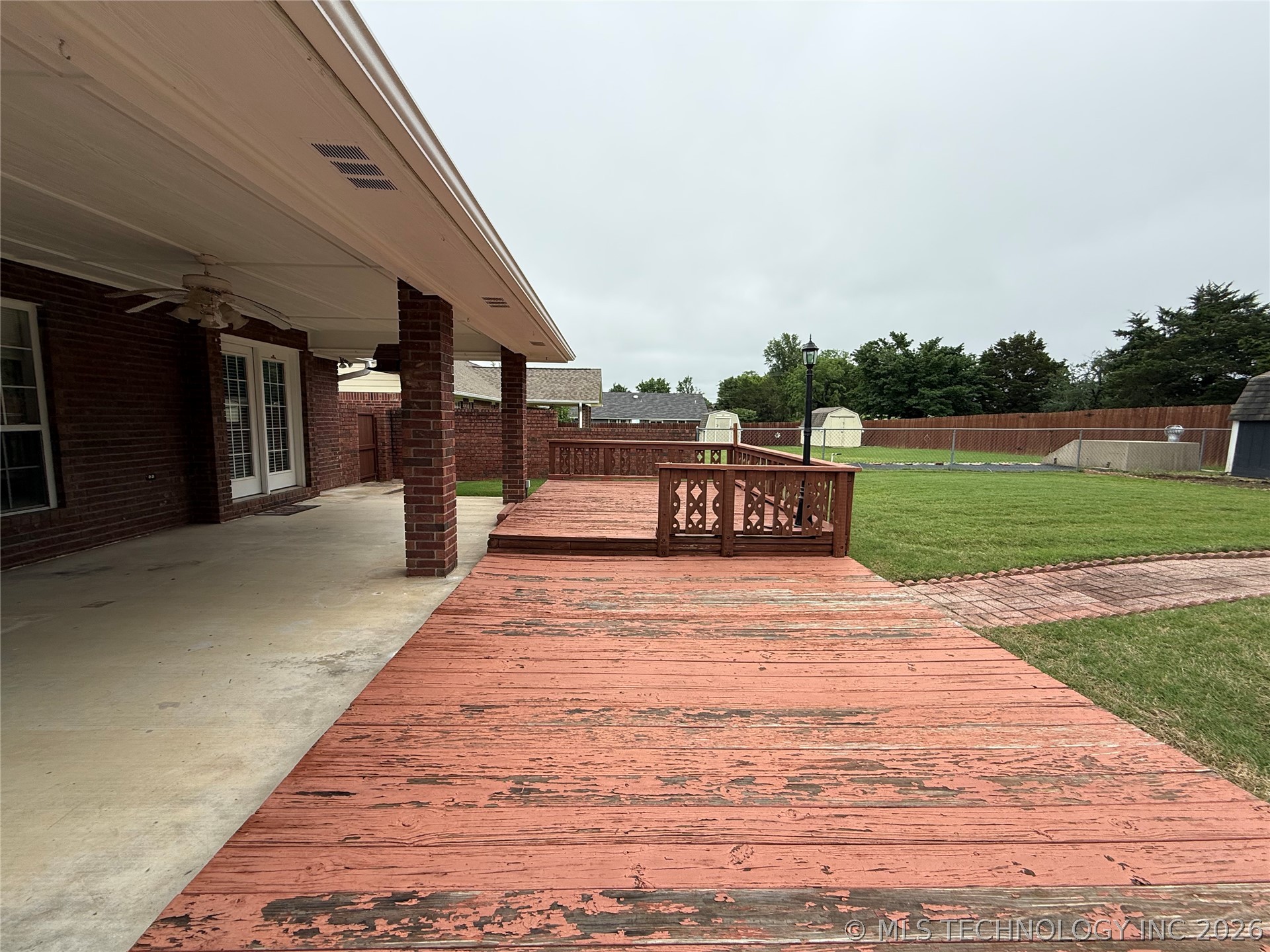 1207 Grandview Fort Gibson OK 74434