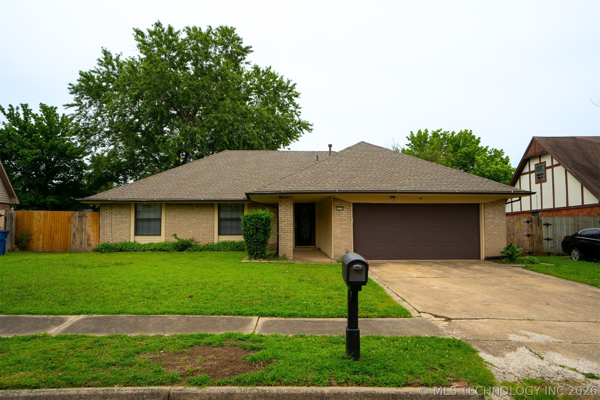 12122 E 37th Place Tulsa OK 74146