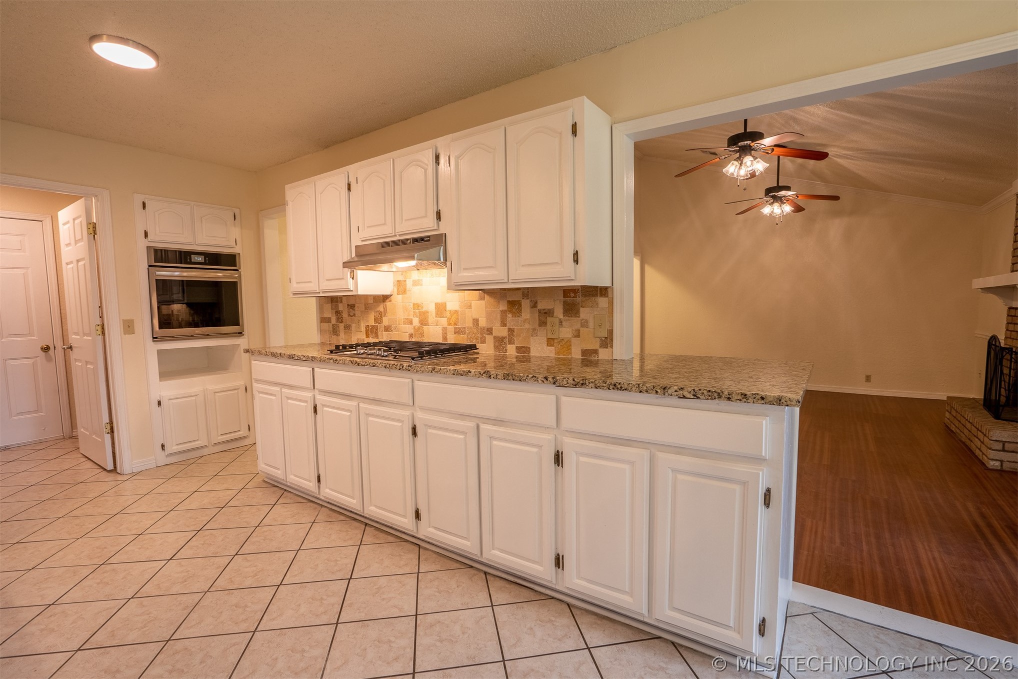 12122 E 37th Place Tulsa OK 74146