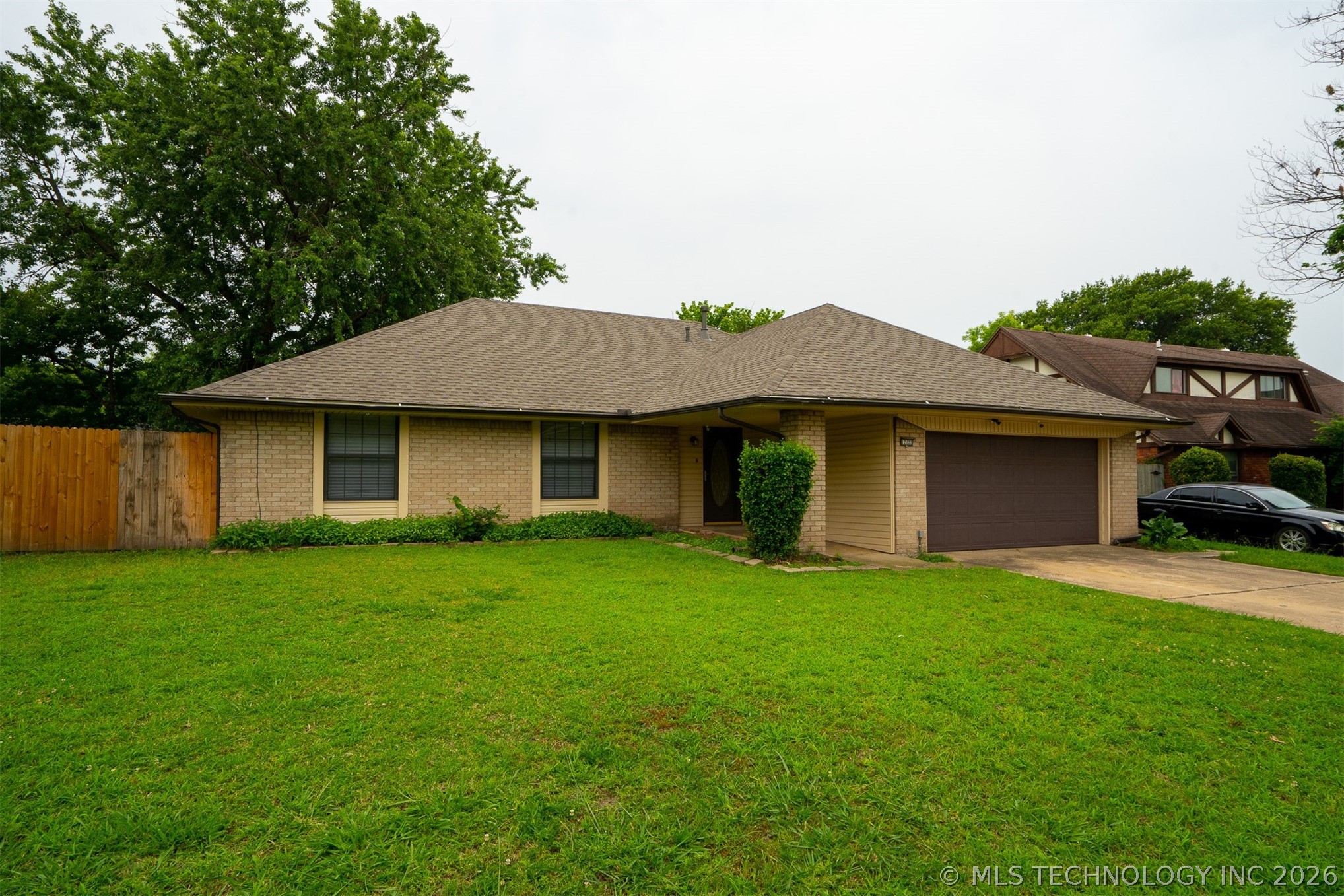 12122 E 37th Place Tulsa OK 74146