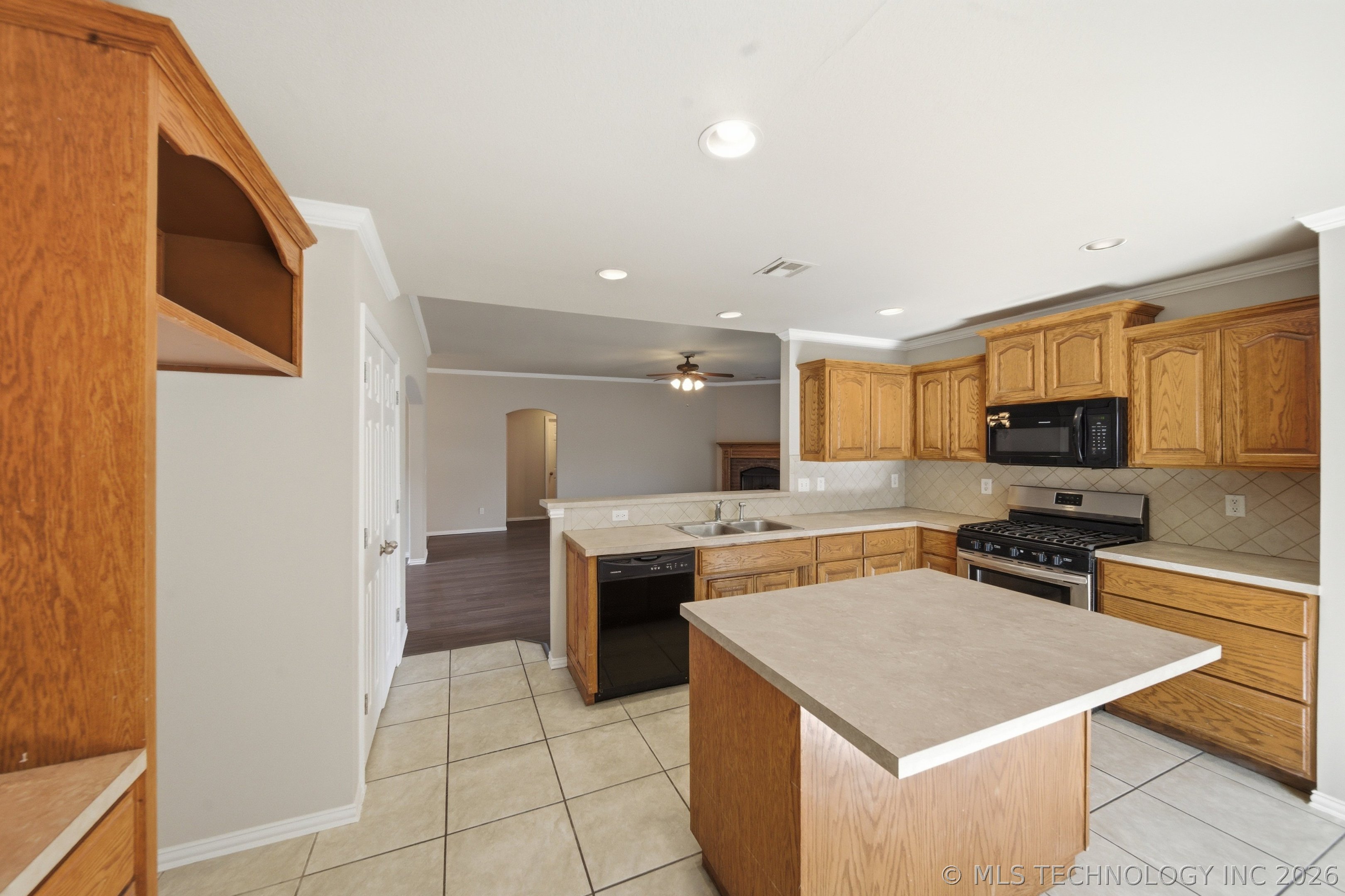 10005 E 101st Street Owasso OK 74055