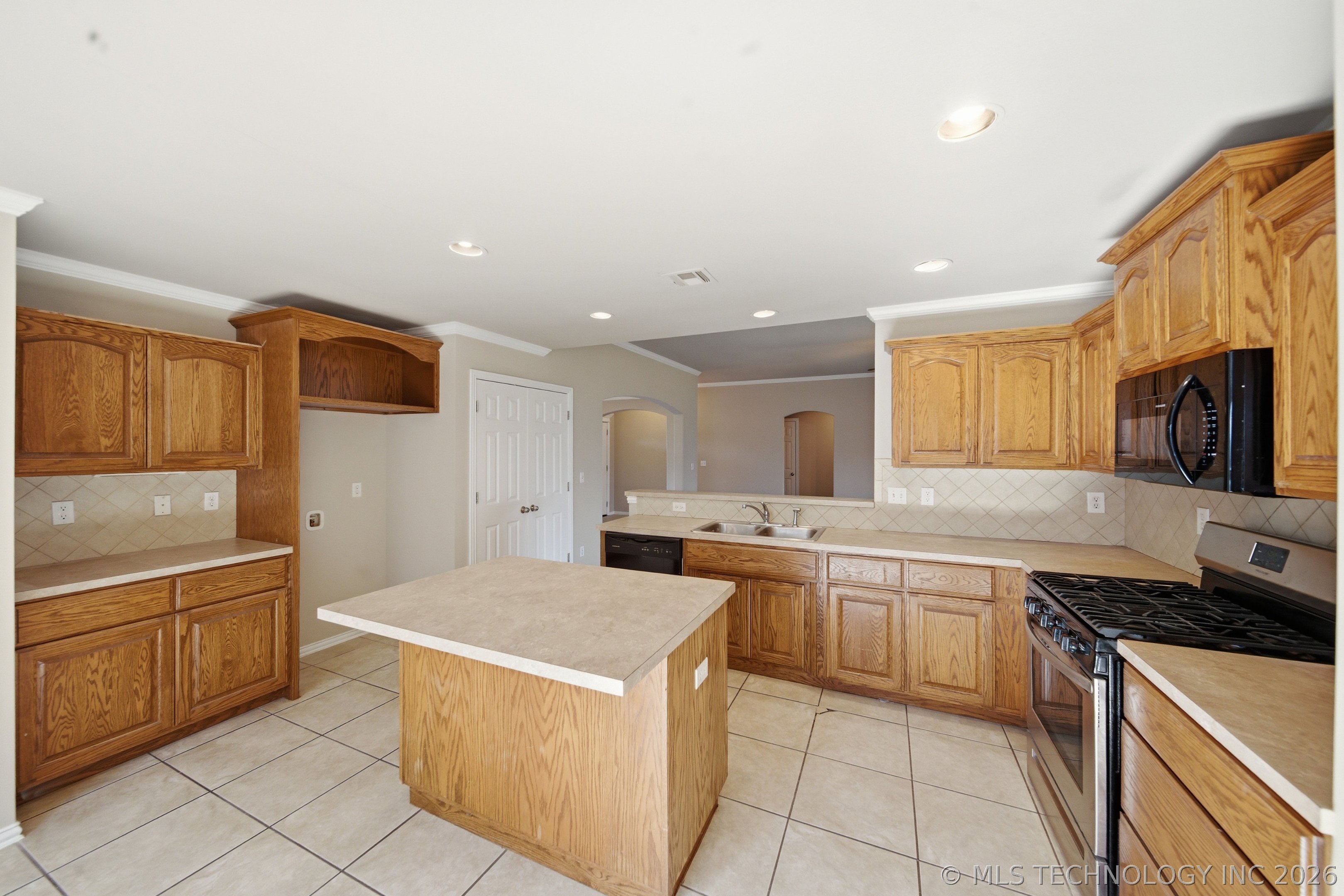 10005 E 101st Street Owasso OK 74055