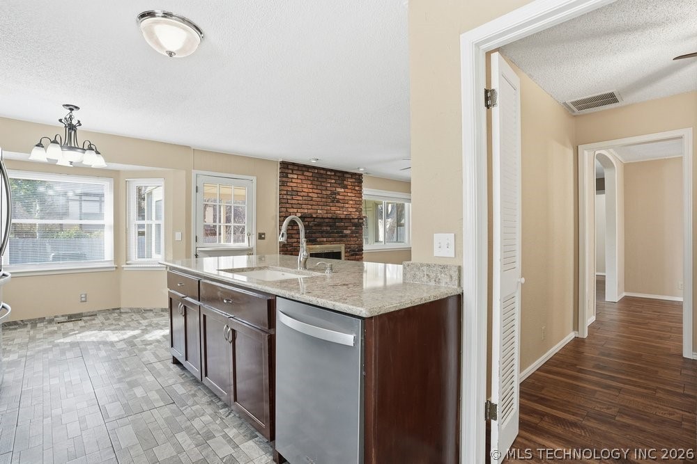 8116 S Florence Place Tulsa OK 74137
