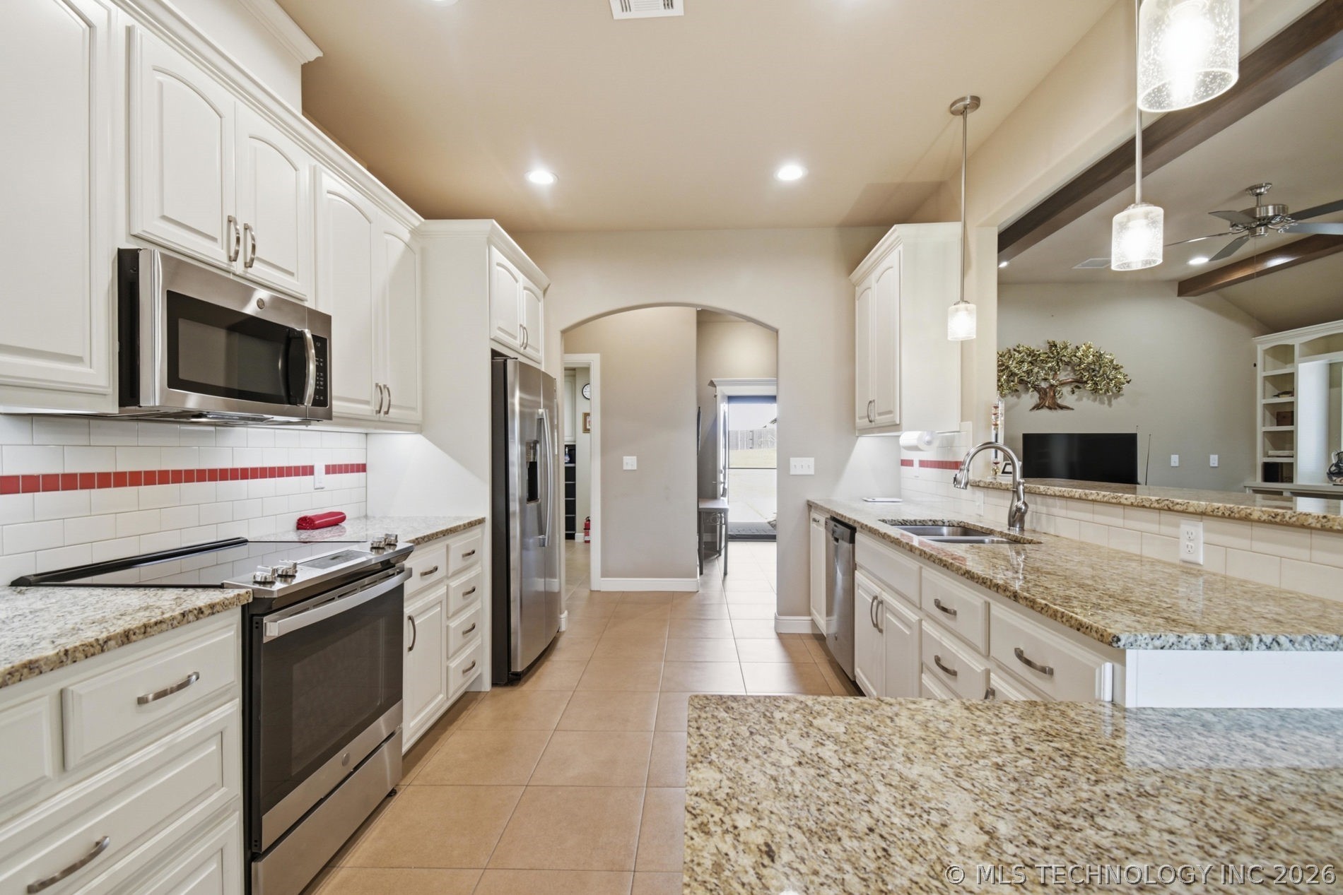 8705 E Hartford Street Broken Arrow OK 74014