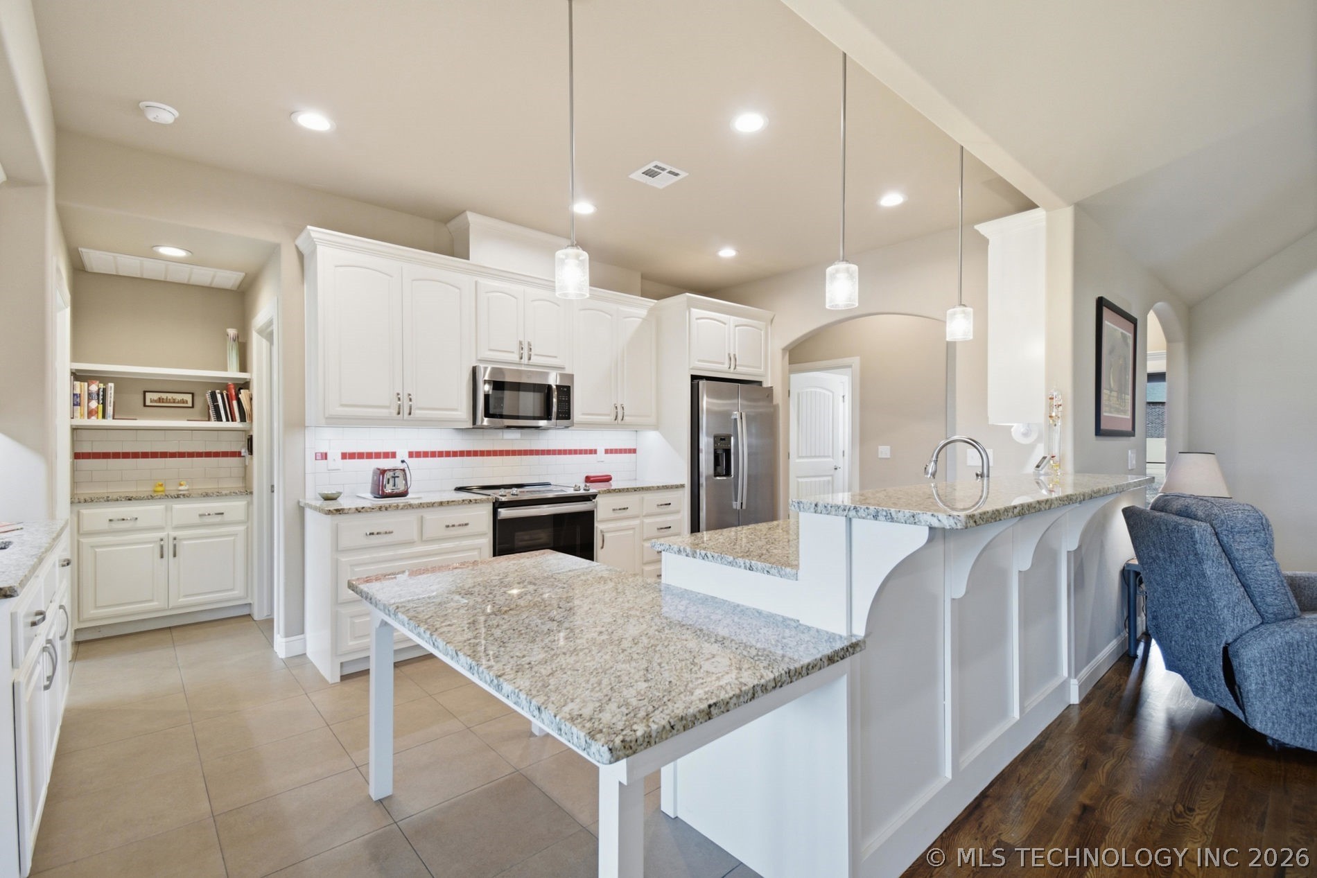 8705 E Hartford Street Broken Arrow OK 74014