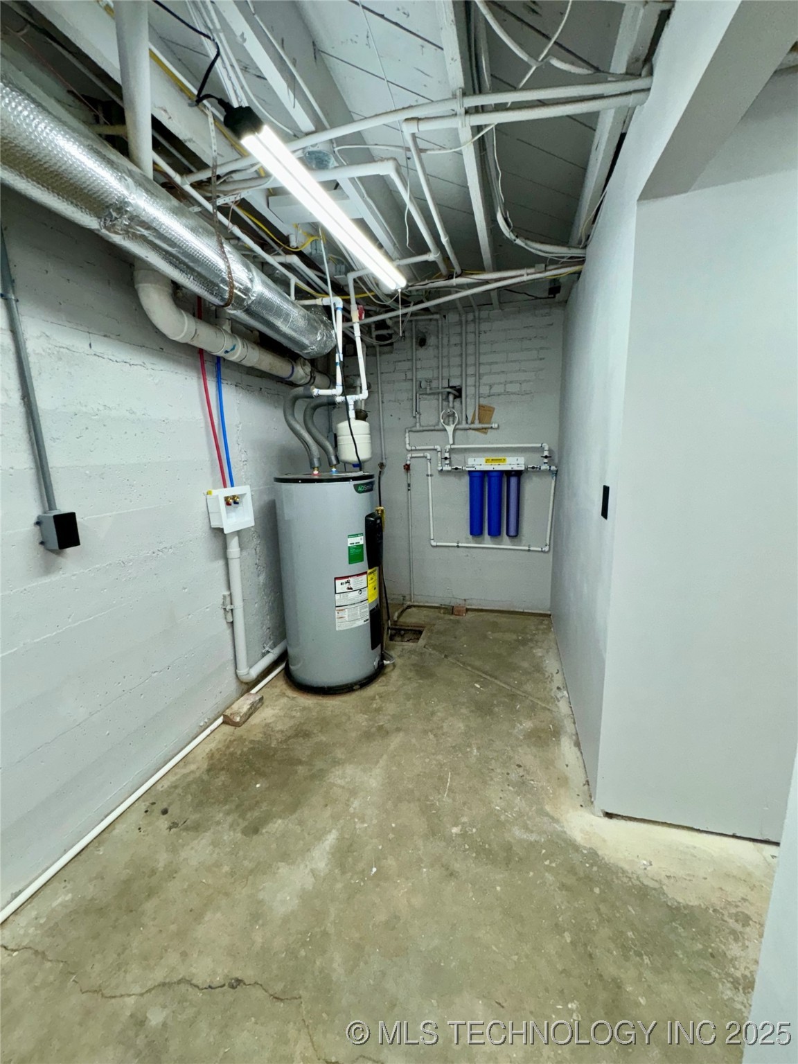 214 E SW Ardmore OK 73401