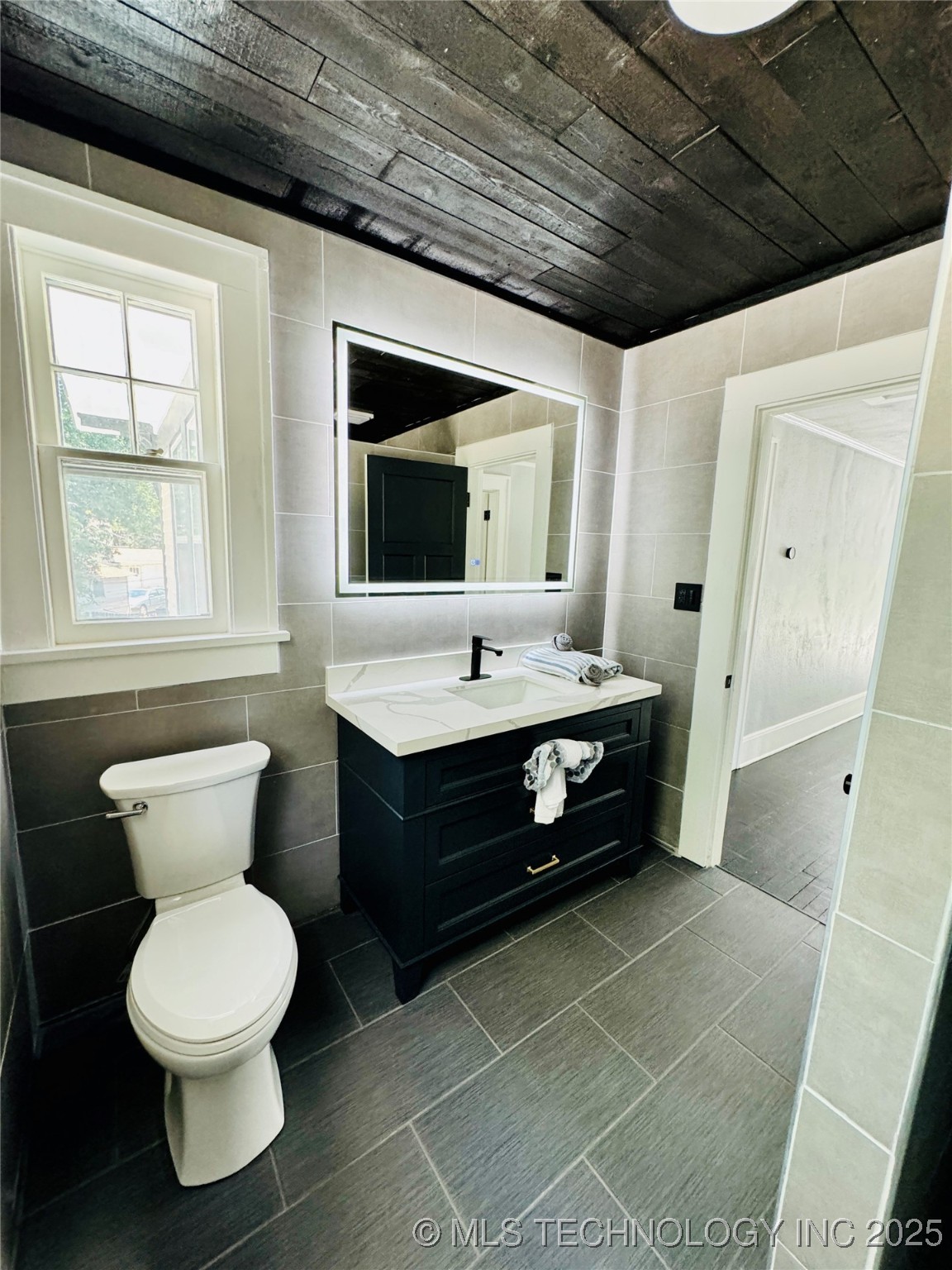 214 E SW Ardmore OK 73401