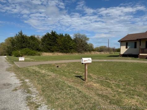 32 Holiday Road Burneyville OK 73430