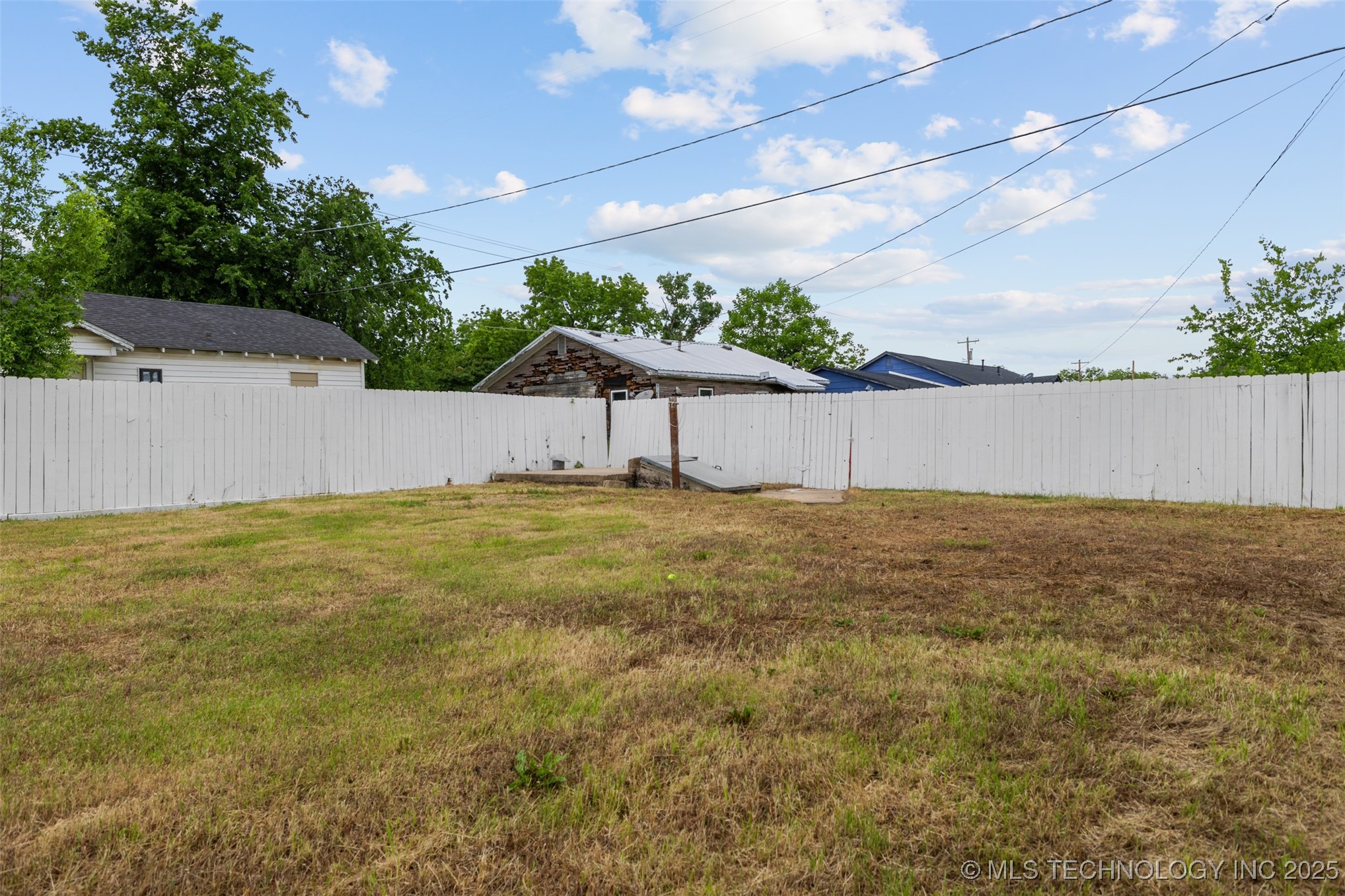 524 W 18th Ada OK 74820